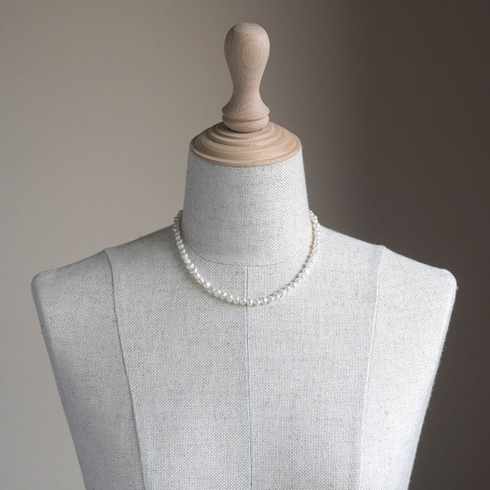 やわらかな艶と個性 約5.0mm 淡水パール ネックレス バロック