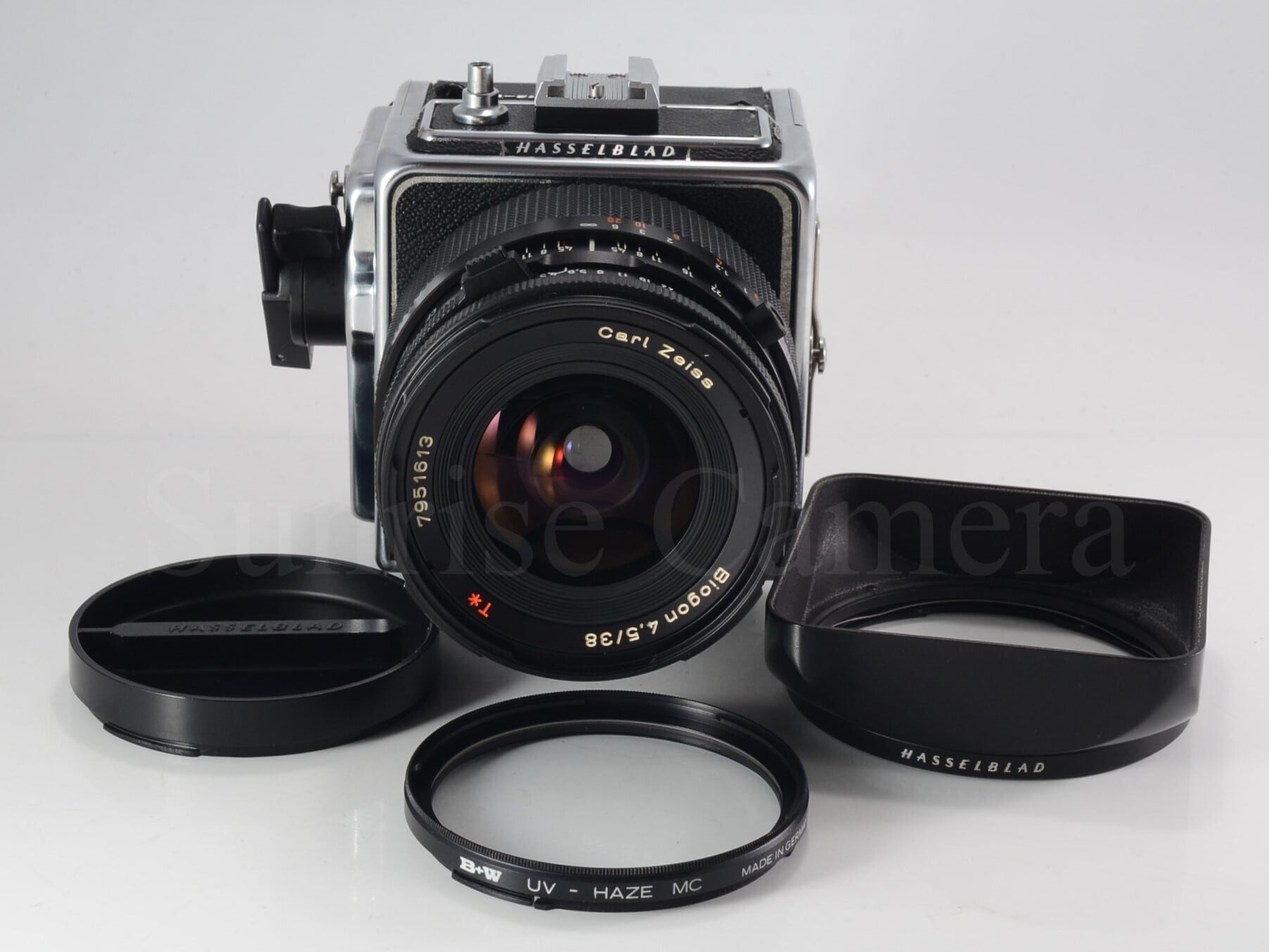 Hasselblad 903SWC / Carl Zeiss T* Biogon 38mm F4.5 A12