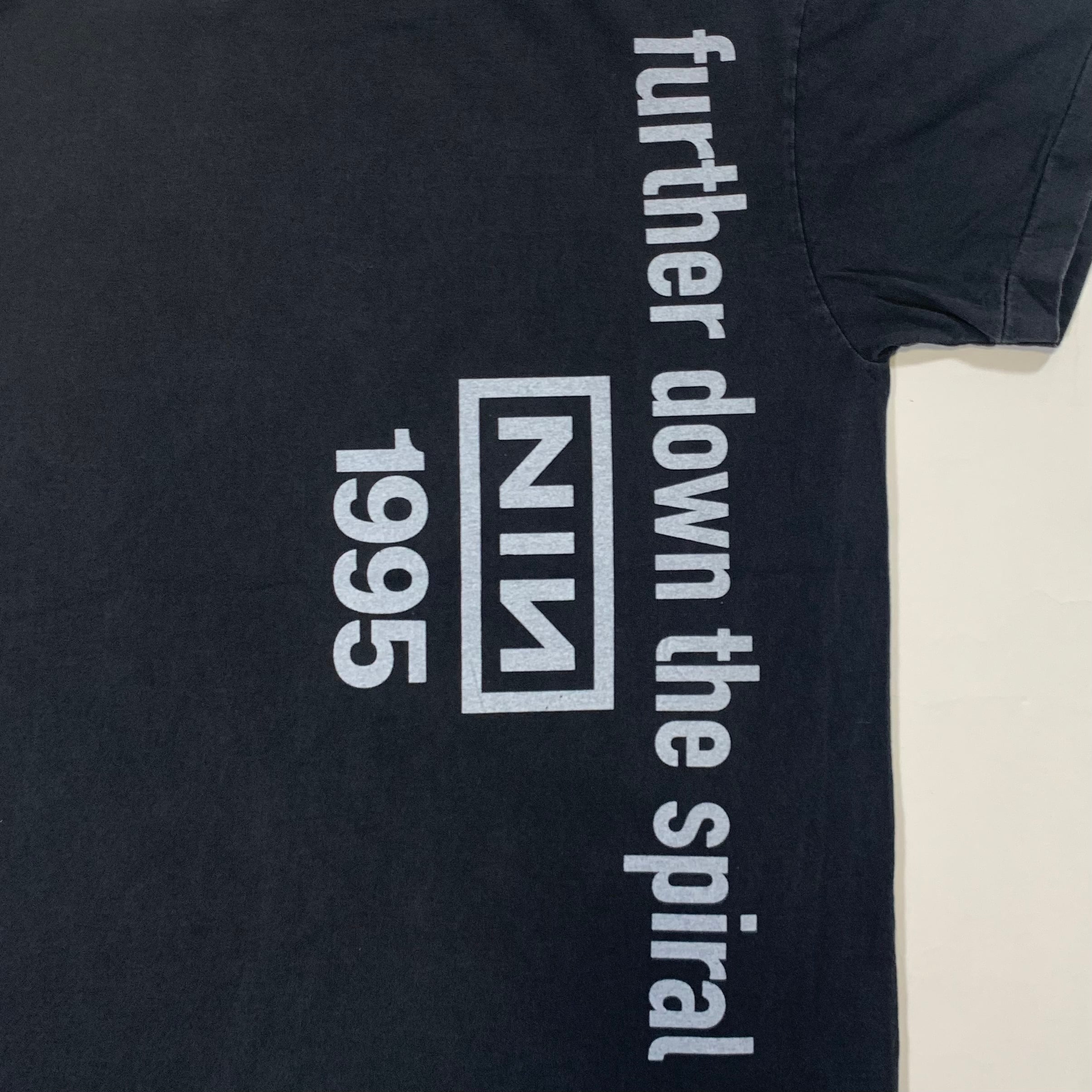 9632 ナイン・インチ・ネイルズ ブートTシャツ バンT 両面 9632 ナイン・インチ・ネイルズ ブートTシャツ バンT 両面