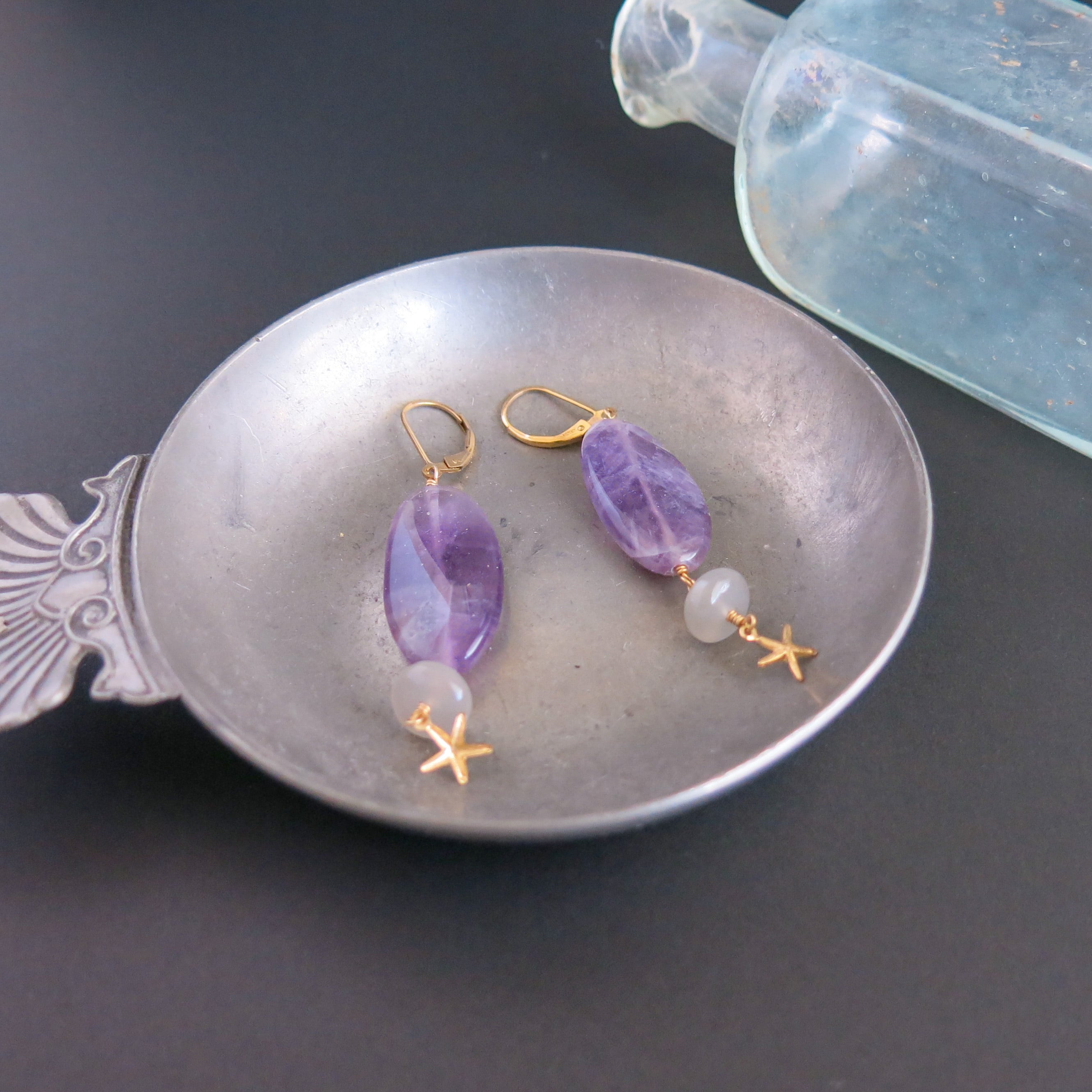 シェブロンアメジスト×ムーンストーンのマリンモチーフピアス