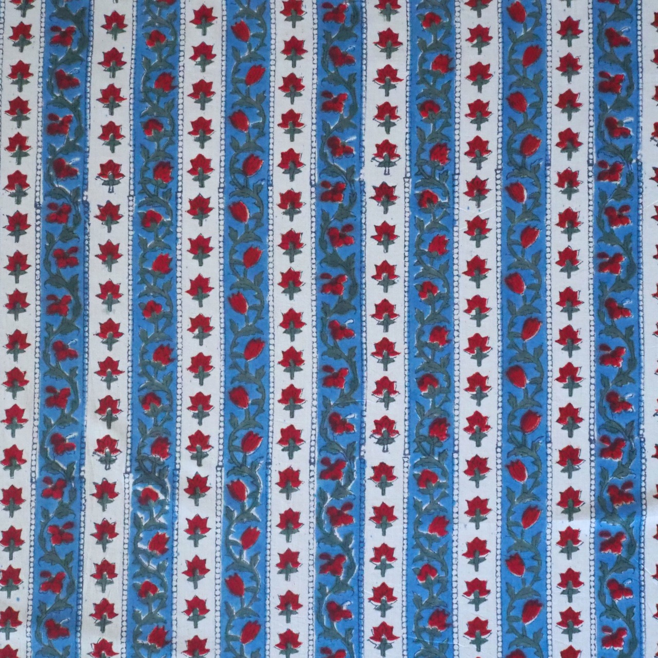 ブロックプリント生地【50cm単位】インド綿  ストライプ柄 ブルー×赤×白 #47098-BL2