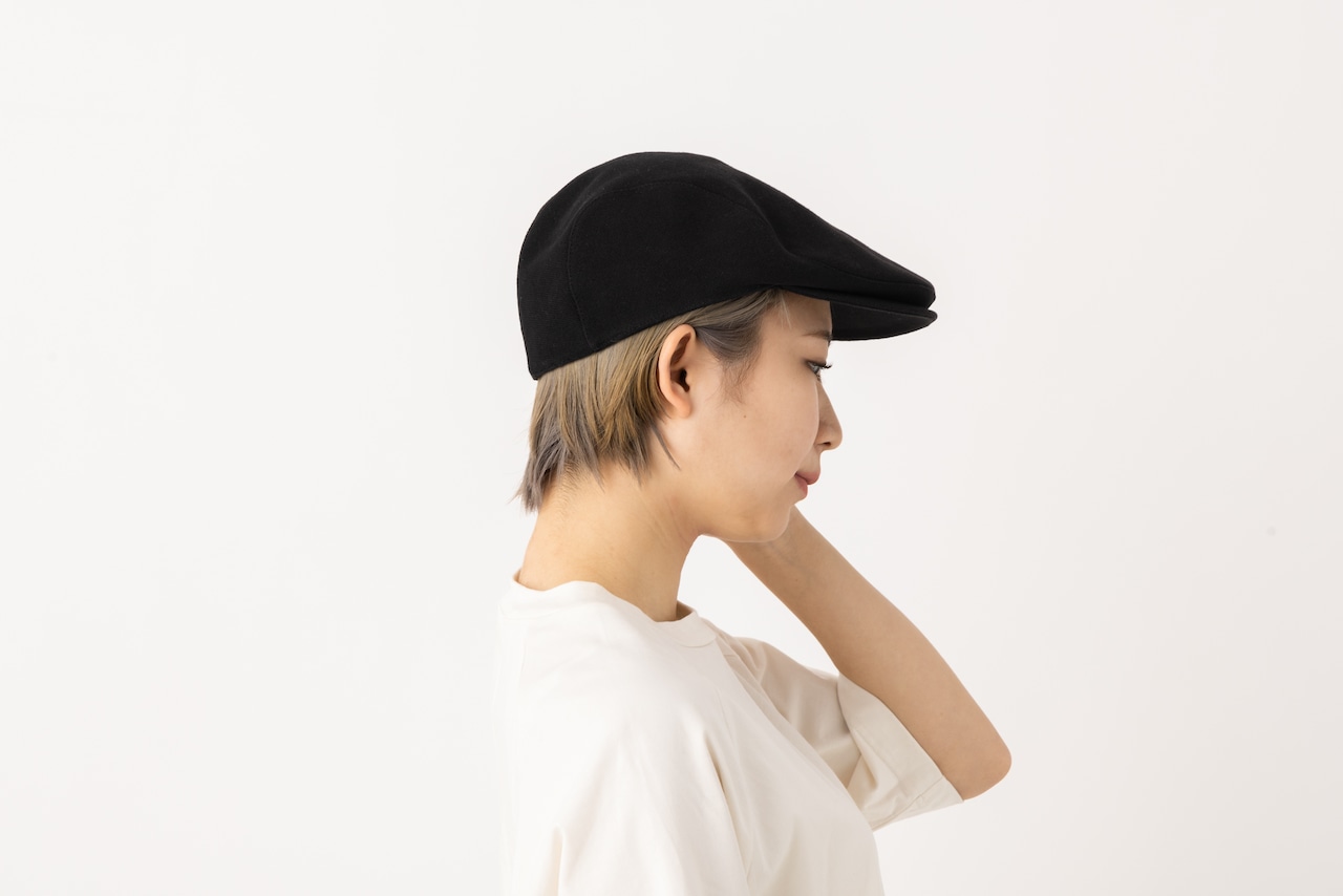 黒紋付染め帽子 （Black cap & huntingung）