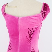 フラダンス 衣装 ワンピース ドレス CC Fashions パープル系 ハワイ製 ベロア ノースリーブ ワントーン フリル かわいい 上品 きれい 華やか 鮮やか 明るい 高級感 紫 ハワイアン アロハ ハワイアンプリント フラ ダンス レッスン 練習