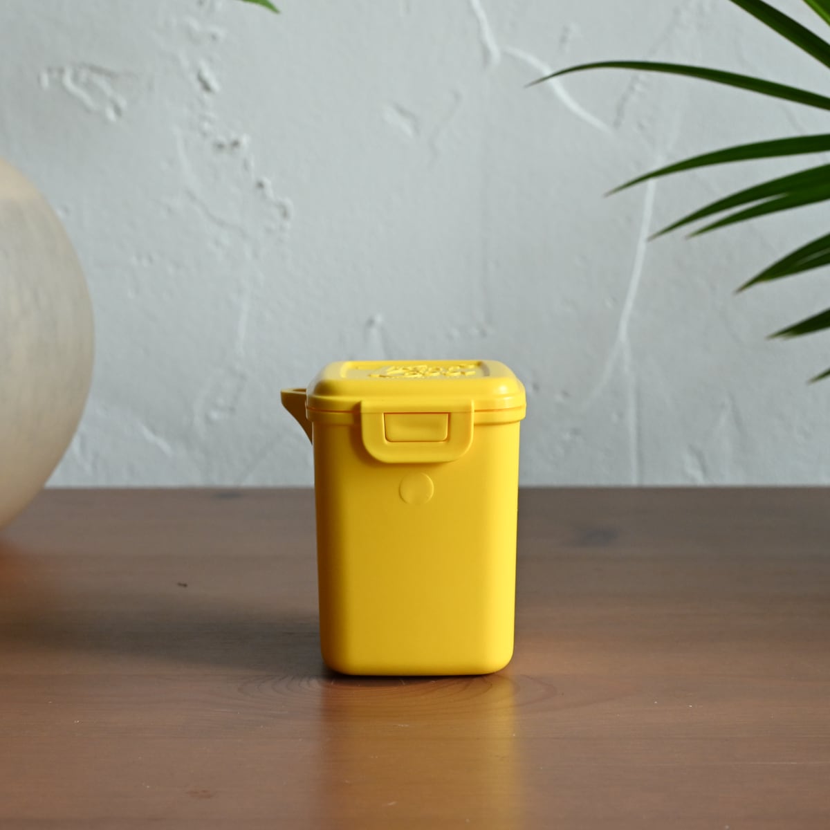 UK発 Treat Caddy|スマートで機能的な犬用トリーツケース