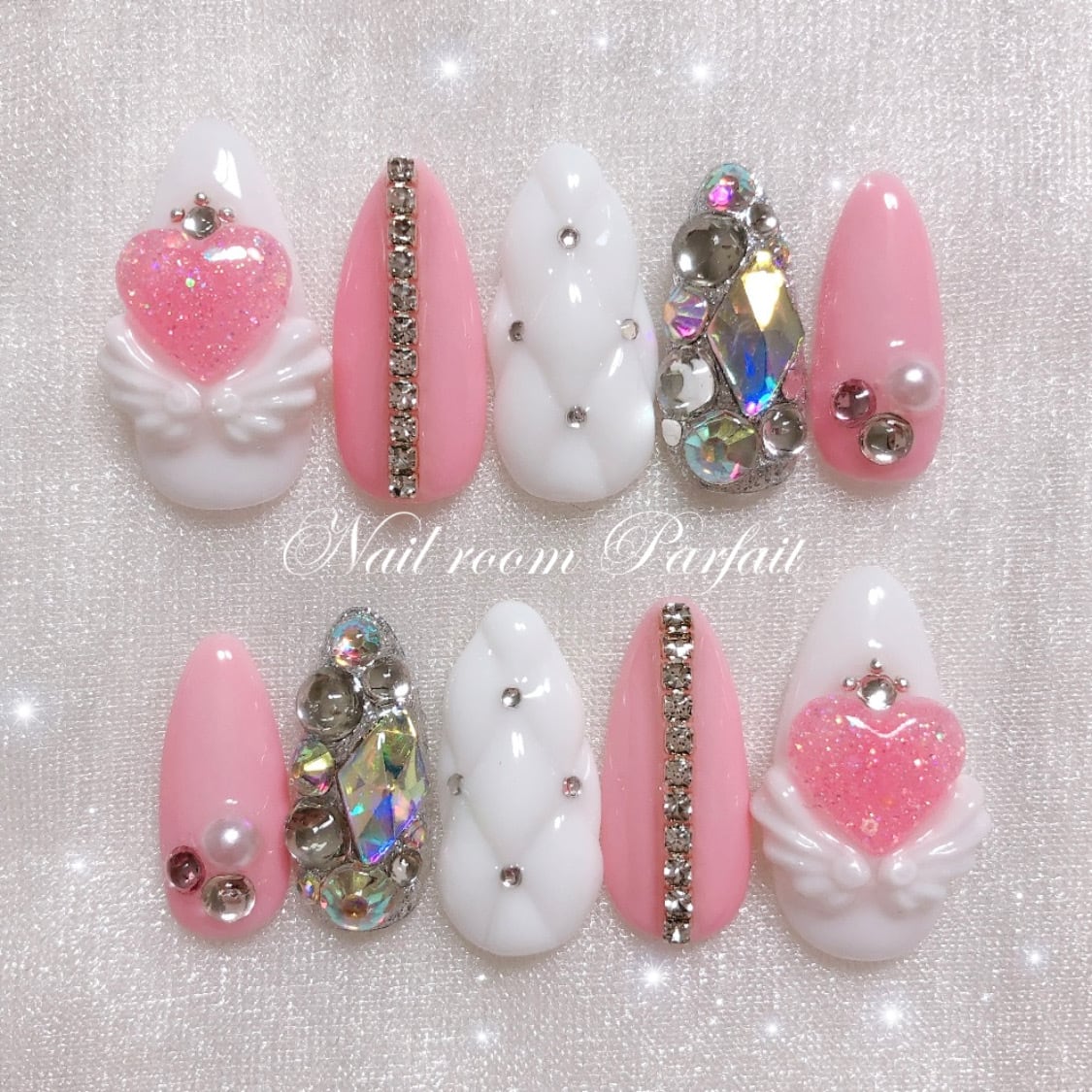 67種ネイルパーツ♡【スワロフスキー】まとめ売り☆透明ケースつき