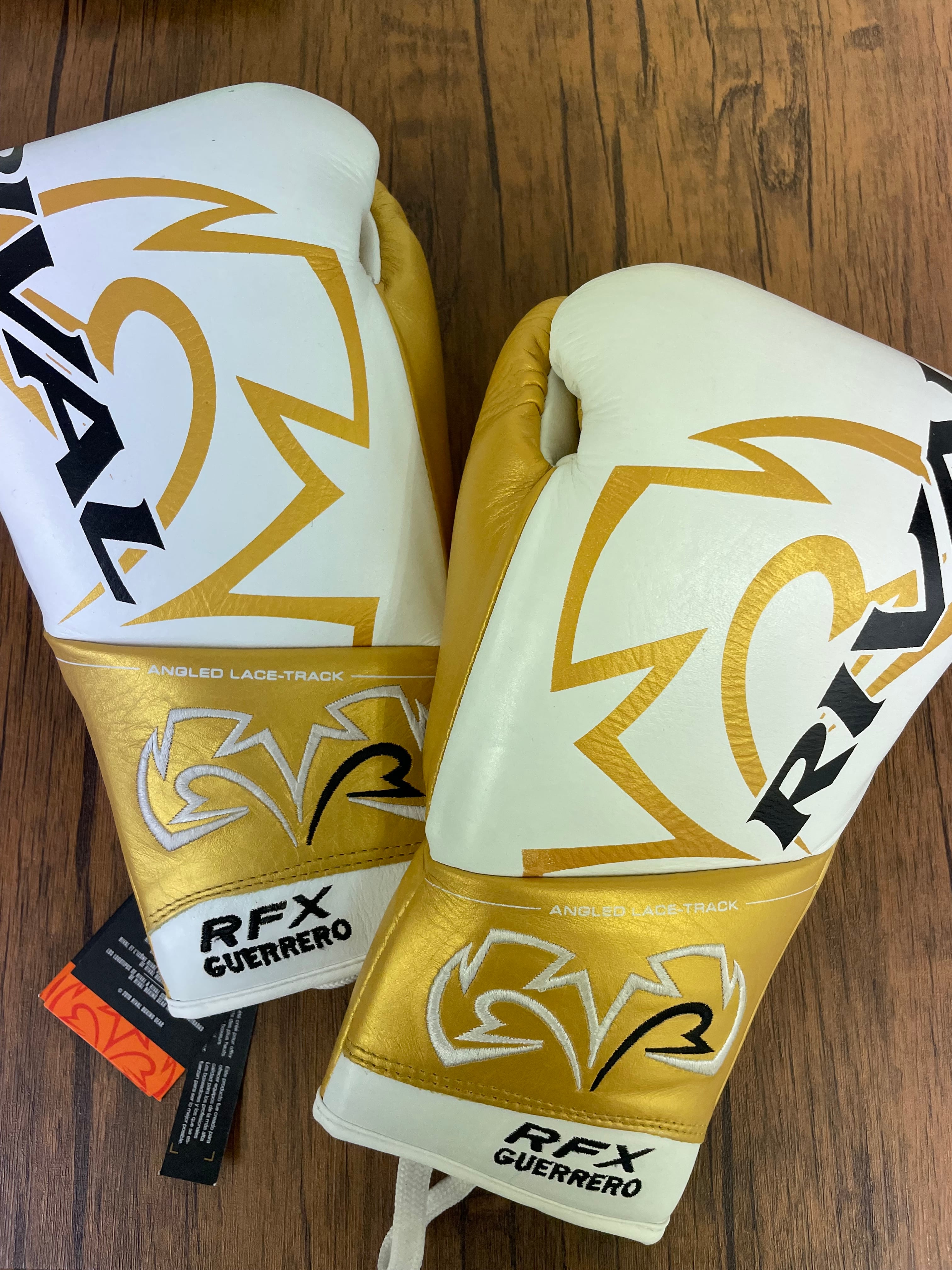 Rival | ボクシング格闘技専門店 OLDROOKIE