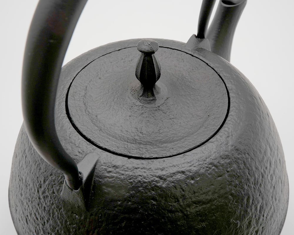 鉄瓶 丸南部型（黒）IH対応 | 砺波商店