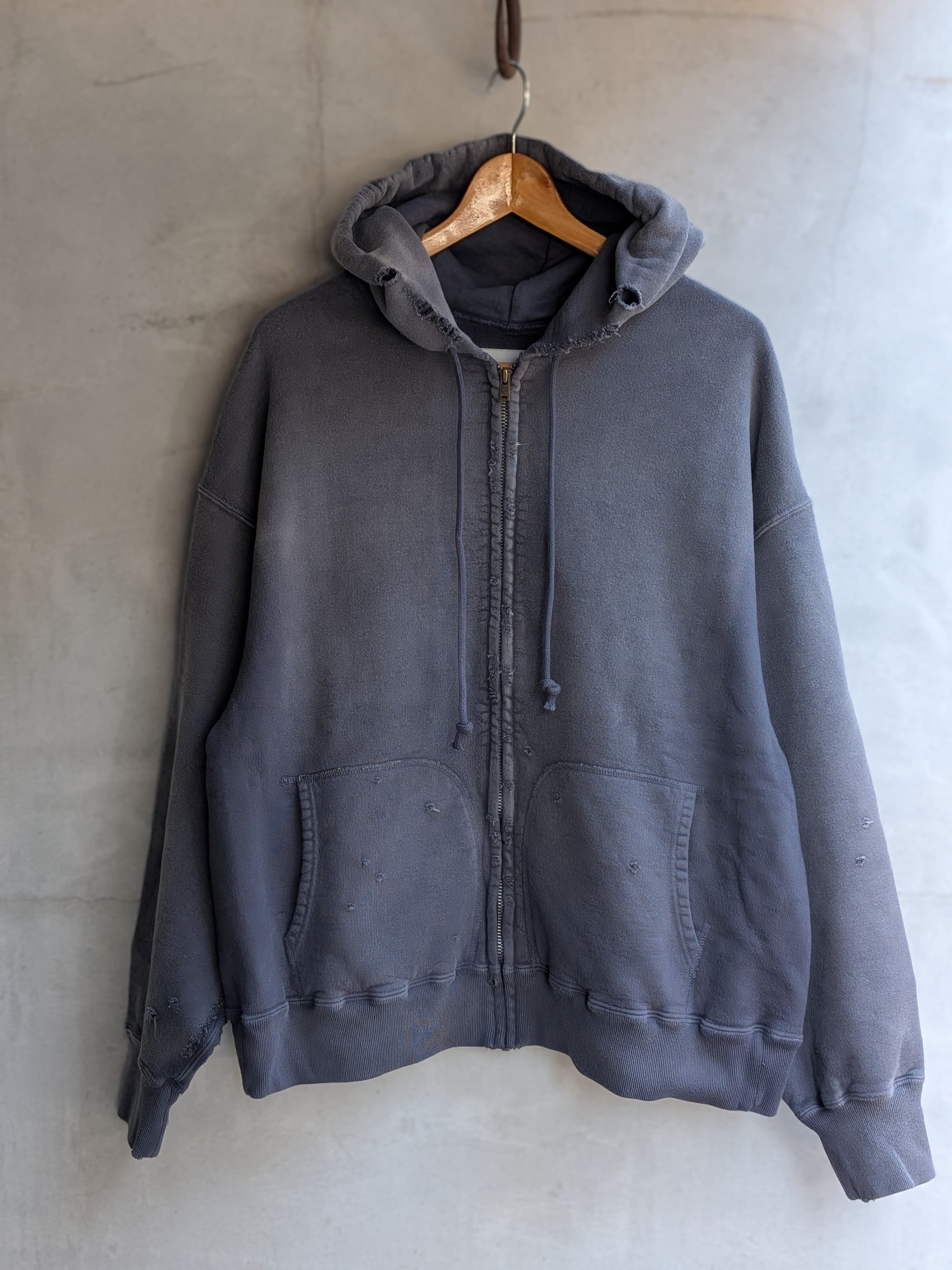 BOWWOW WEATHERED ZIP HOODIE