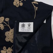 AUSTIN REED オースチンリード 花柄刺繍 台形 スカート 9 /レディース/濃紺/ネイビー