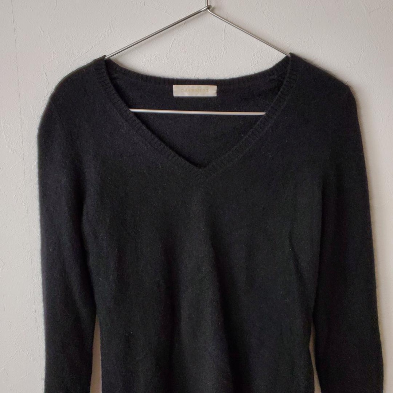 【USED】カシミアセーター　ユニクロ　黒　　美品