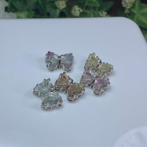 10個セット☆フローライト蝶々・貫通穴☆パーツ