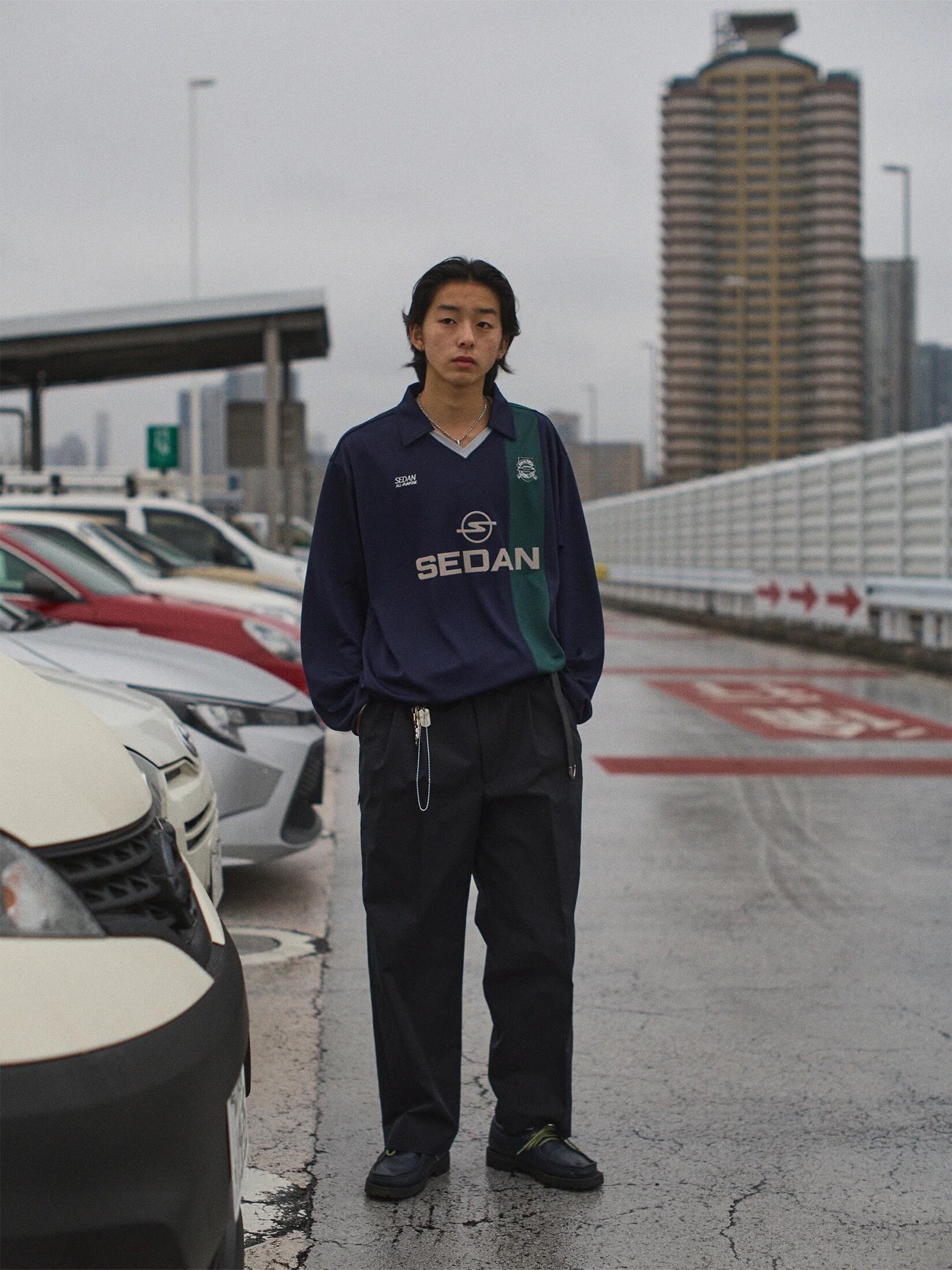 VENTILATION TECH CHINO SLACKS｜SEDAN ALL-PURPOSE | 服と日用品 SLOPE