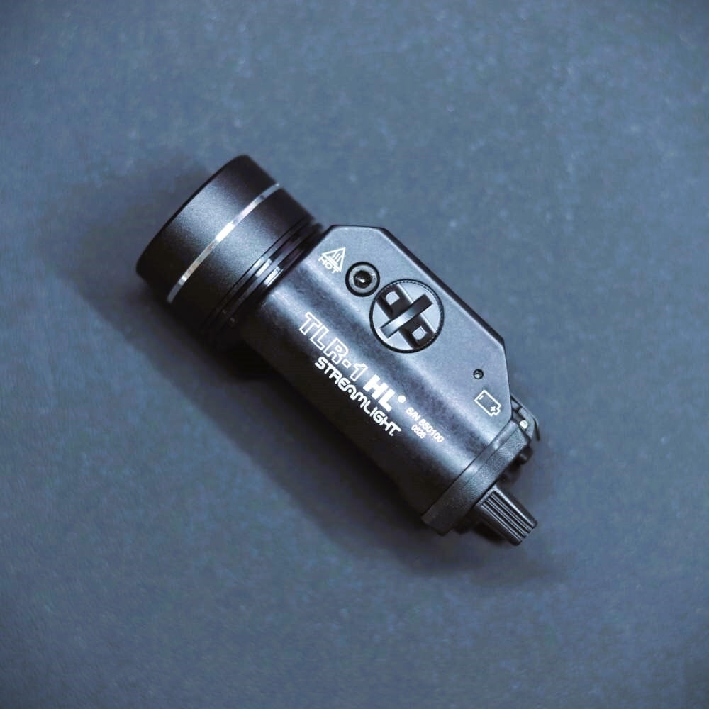 実物 Streamlight ストリームライト TLR-1 HL ウェポンライト 1000