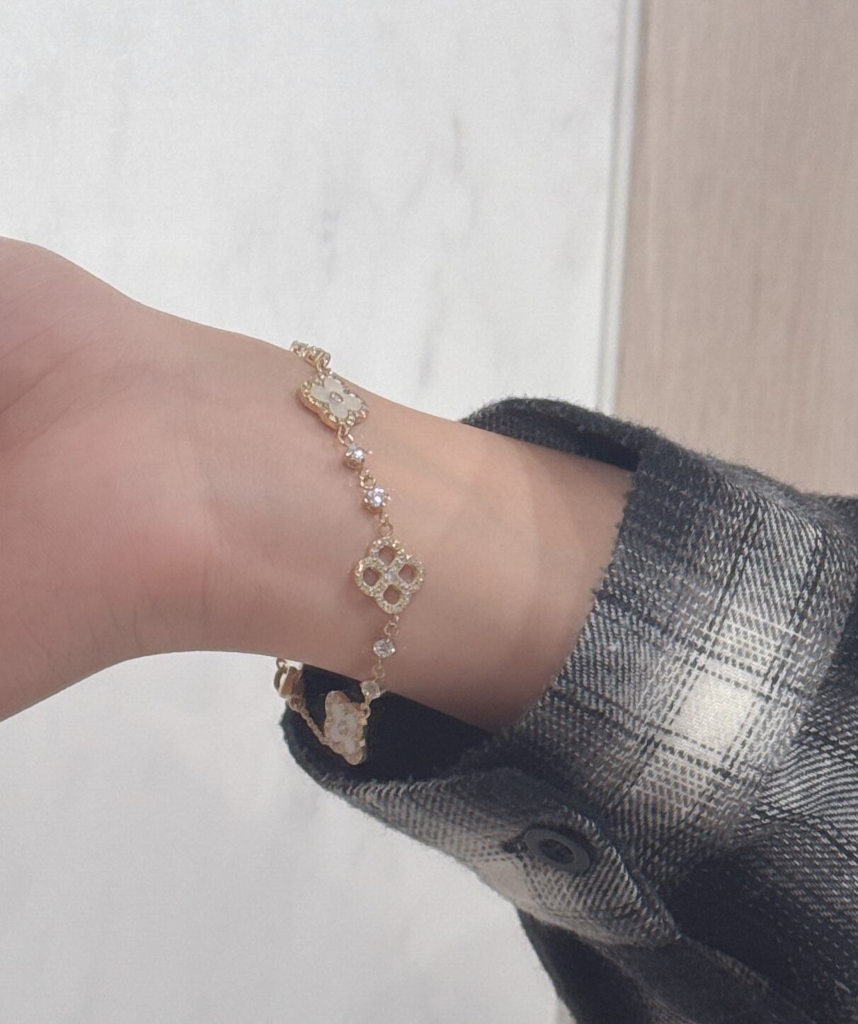 クローバーシェルブレスレット | SASSY ANGEL