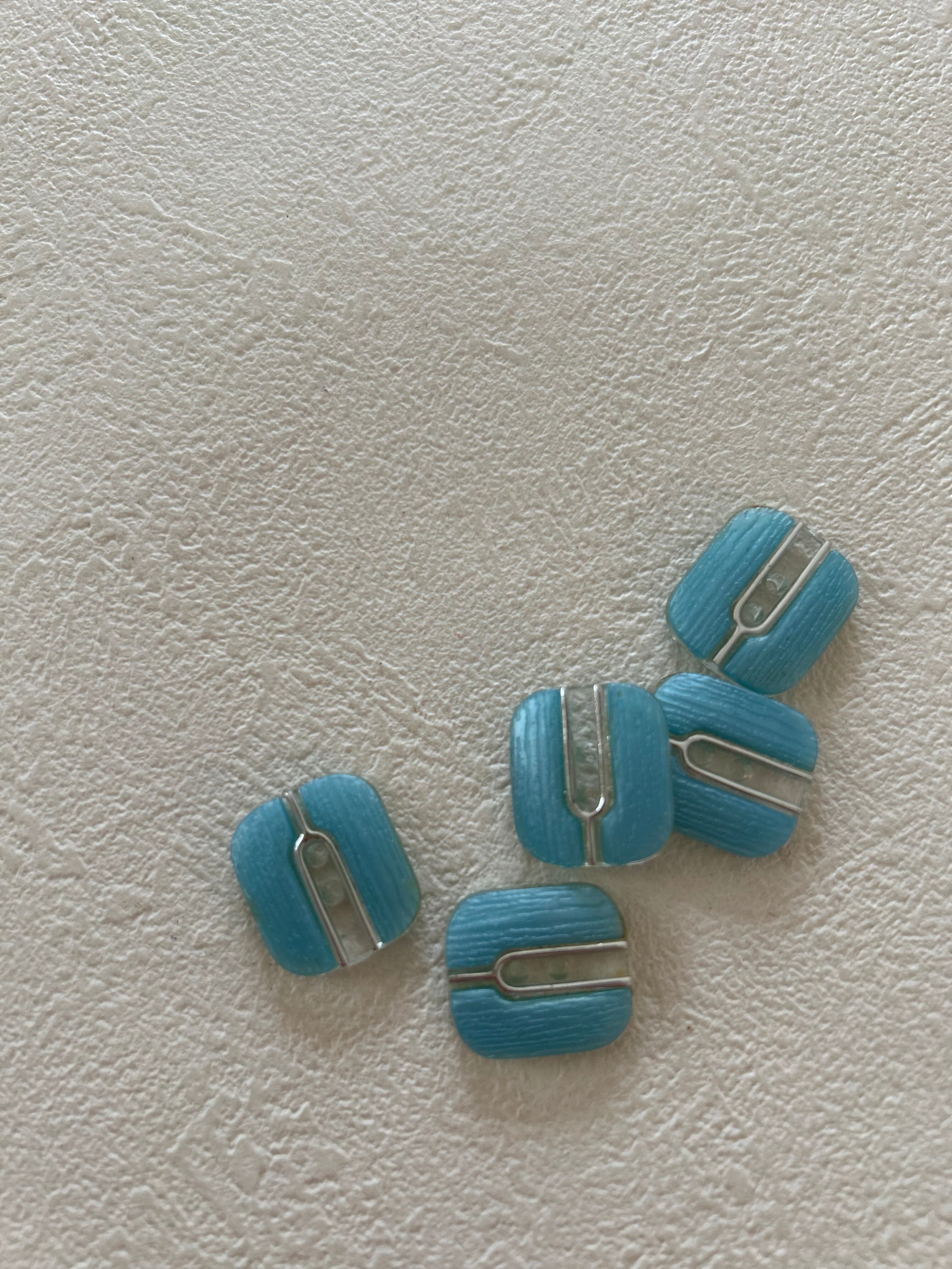 Japanese Vintage ボタン 角なしスクウェア ライトブルー 17mm カボション 木目調 昭和レトロ アクセサリーパーツ 装飾材 カルトナージュ