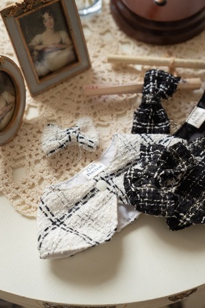 予約【pecoramou select】Tweed check cape（White）