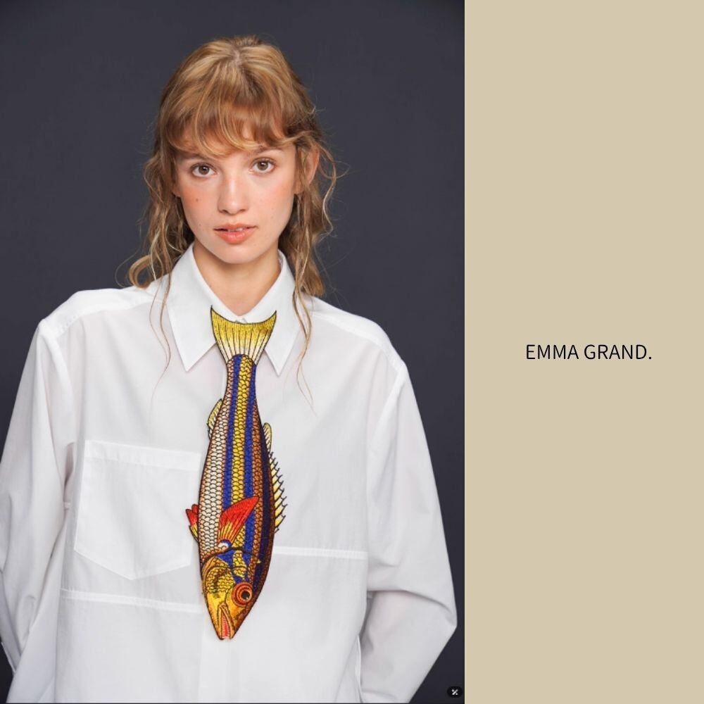 黄金の潮を泳ぐサバ刺繍ネクタイ E00568 | EMMA GRAND.