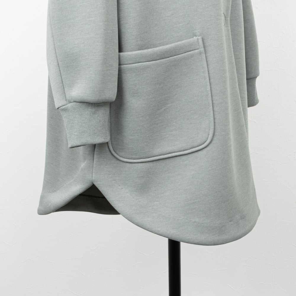 QTUME／クチューム】ダンボールラウンドヘムミドルコート（グレー