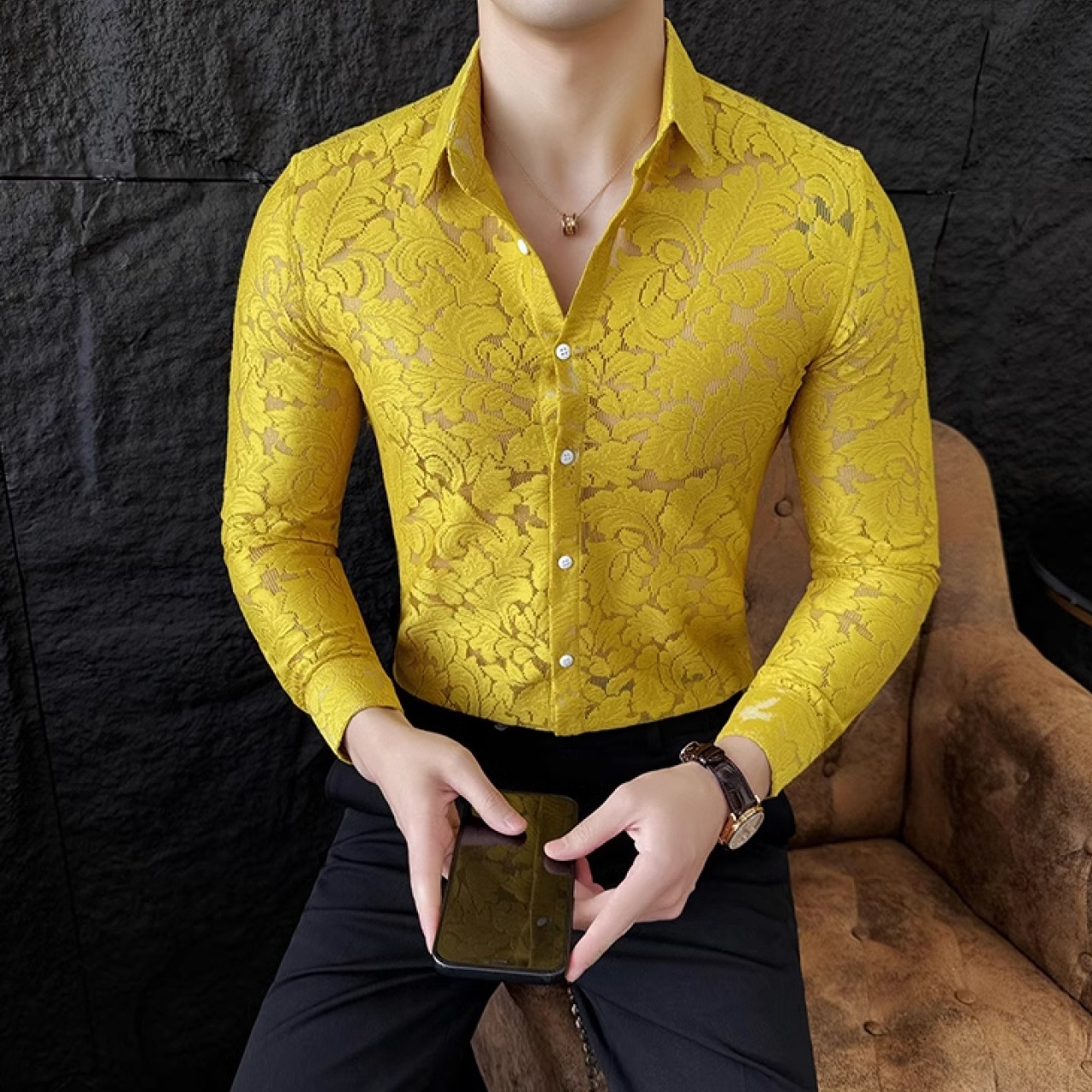 春夏にぴったりな半透明のレースデザインハンサムシャツ　SH006