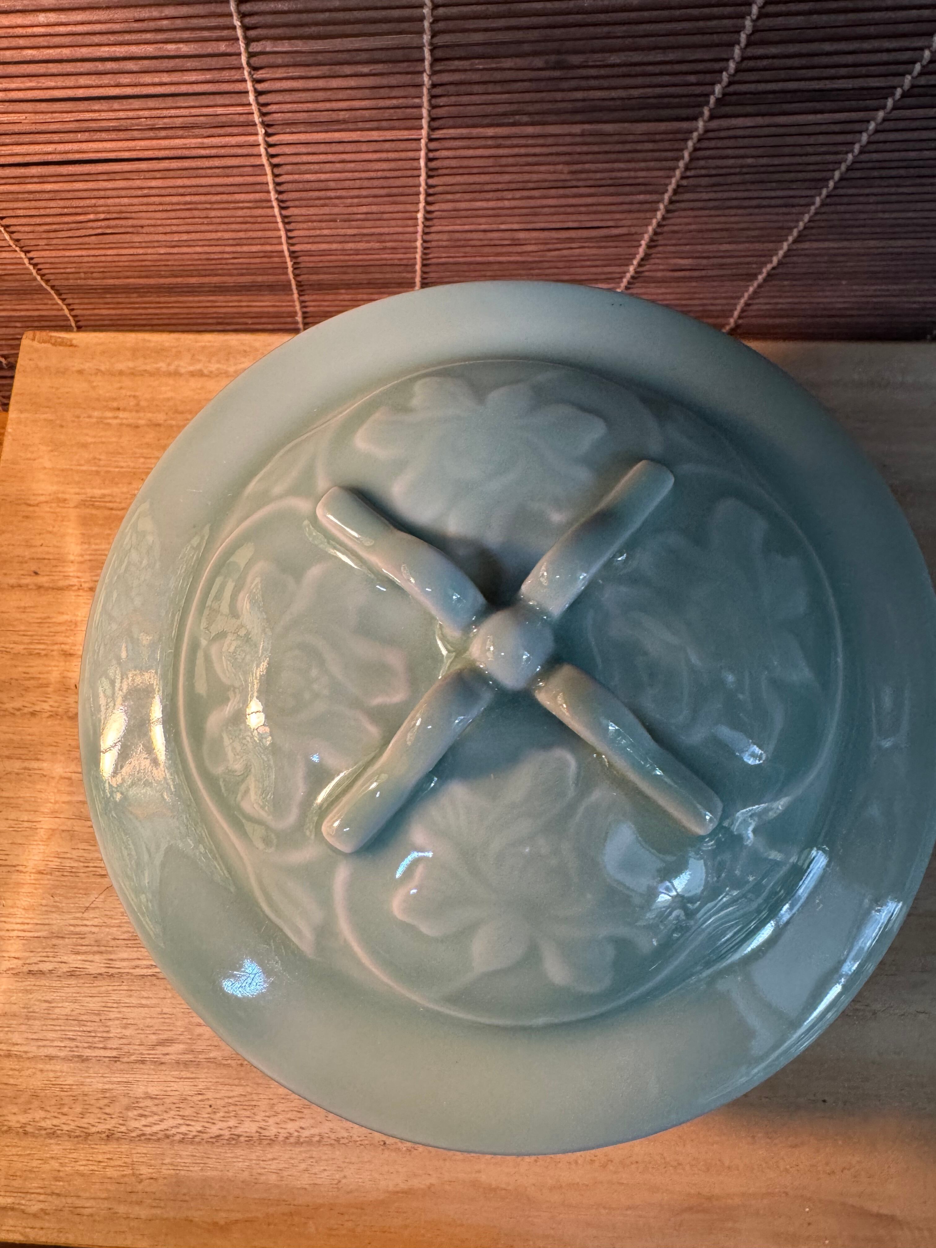 蓋付青磁壺 | 鎌倉梶原陶苑