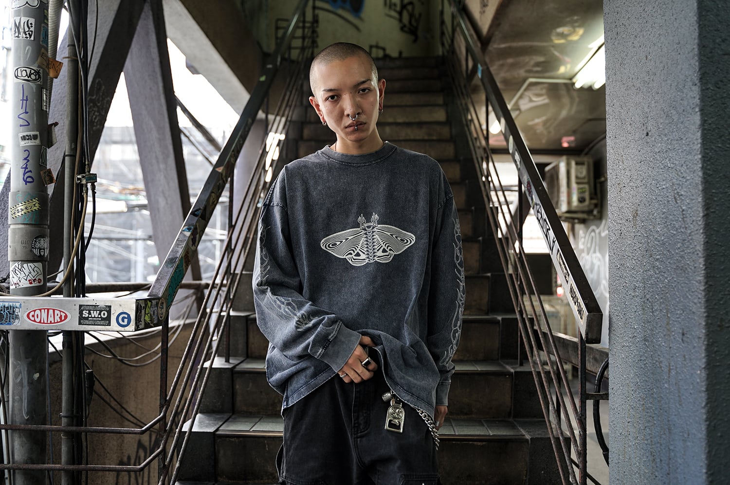 サイケ蛾 Long Sleeves グレー | Hater Production powered by BASE