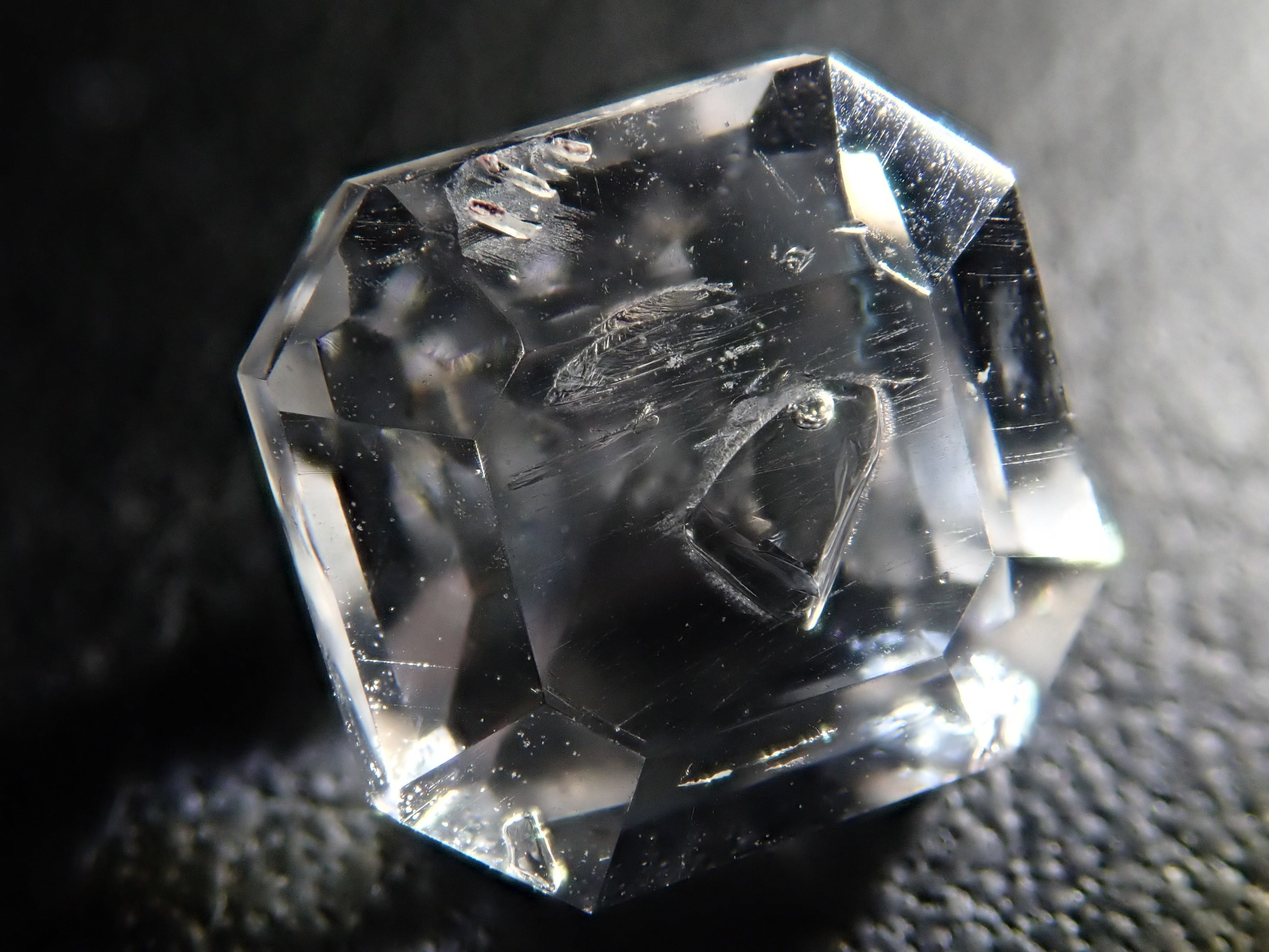 【新商品】ブラジル産水入りクォーツ 2.642ct