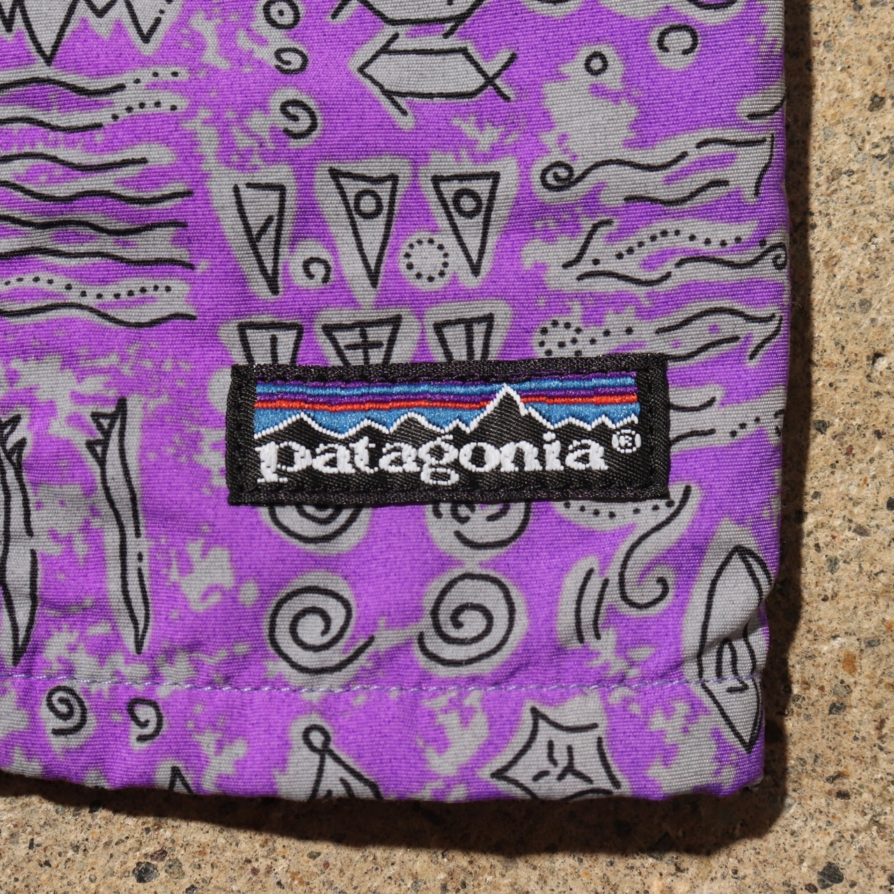 美品 XL 92年 リバーショーツ patagonia river shorts パタゴニア 水着 紫 パープル rivershorts スイムショーツ 総柄