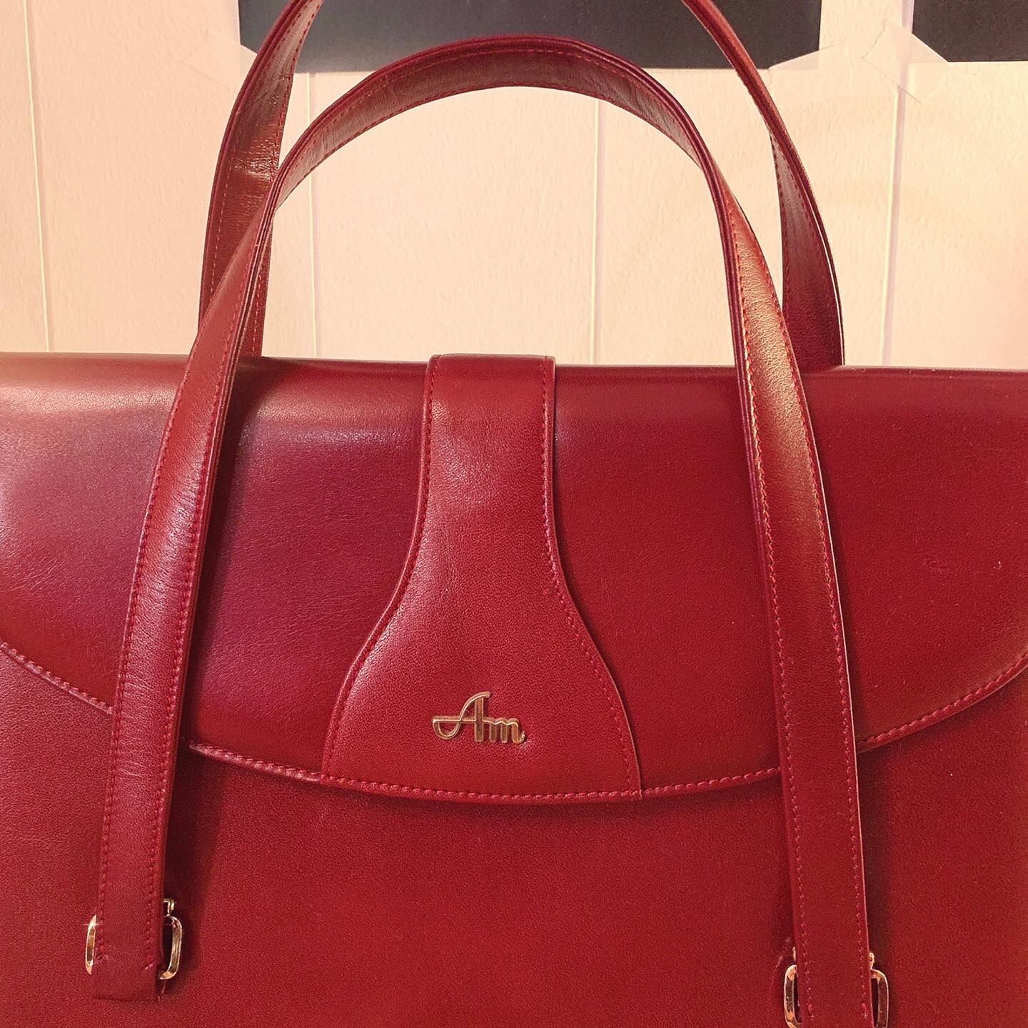 bordeaux square hand bag