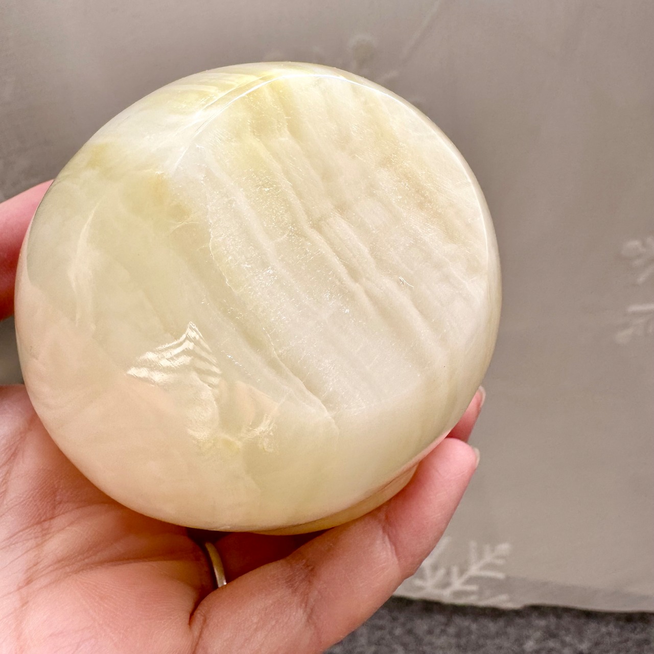 ペンギン＊ホワイトオニキス＊231201＊天然石カービング＊天然石インテリア＊置き物＊インテリアストーン