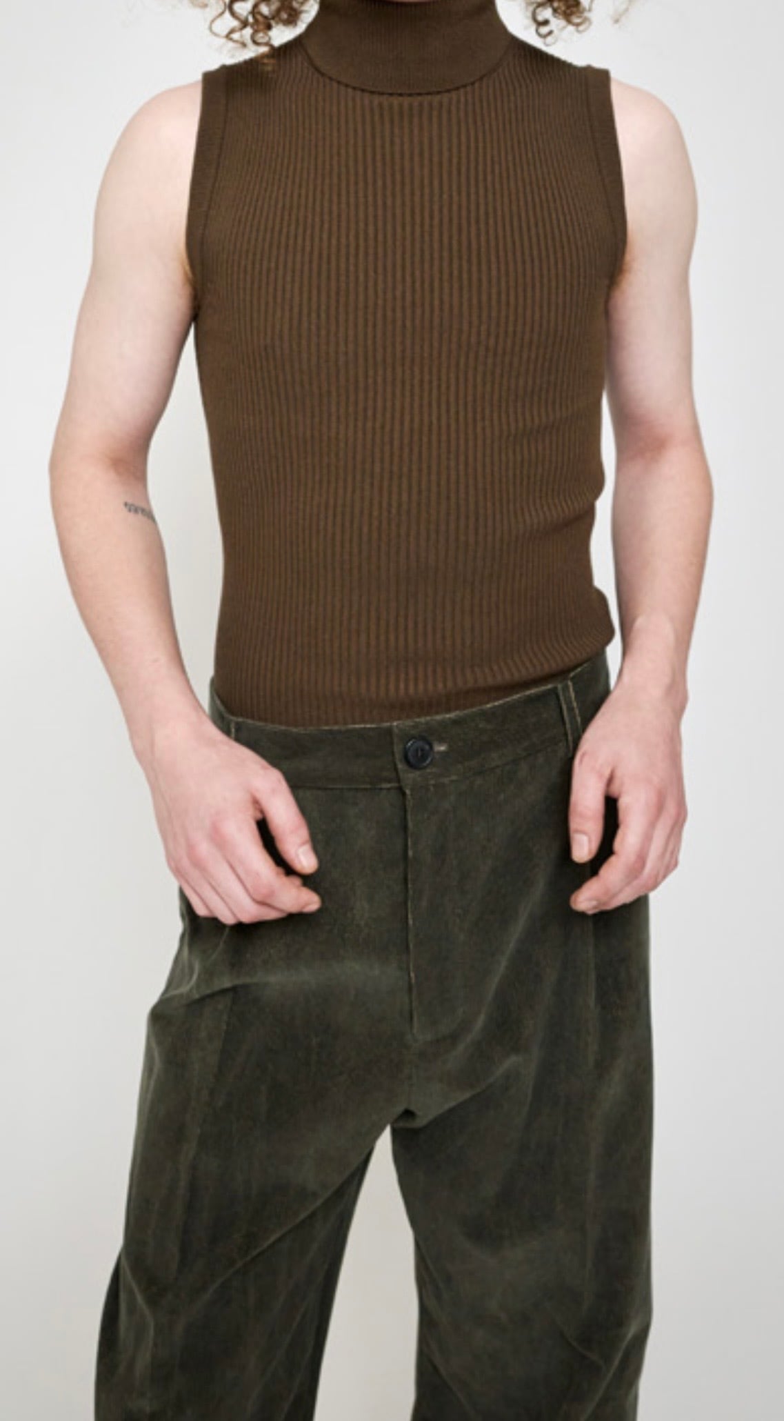 Cristaseya  [PLEATED TROUSERS]