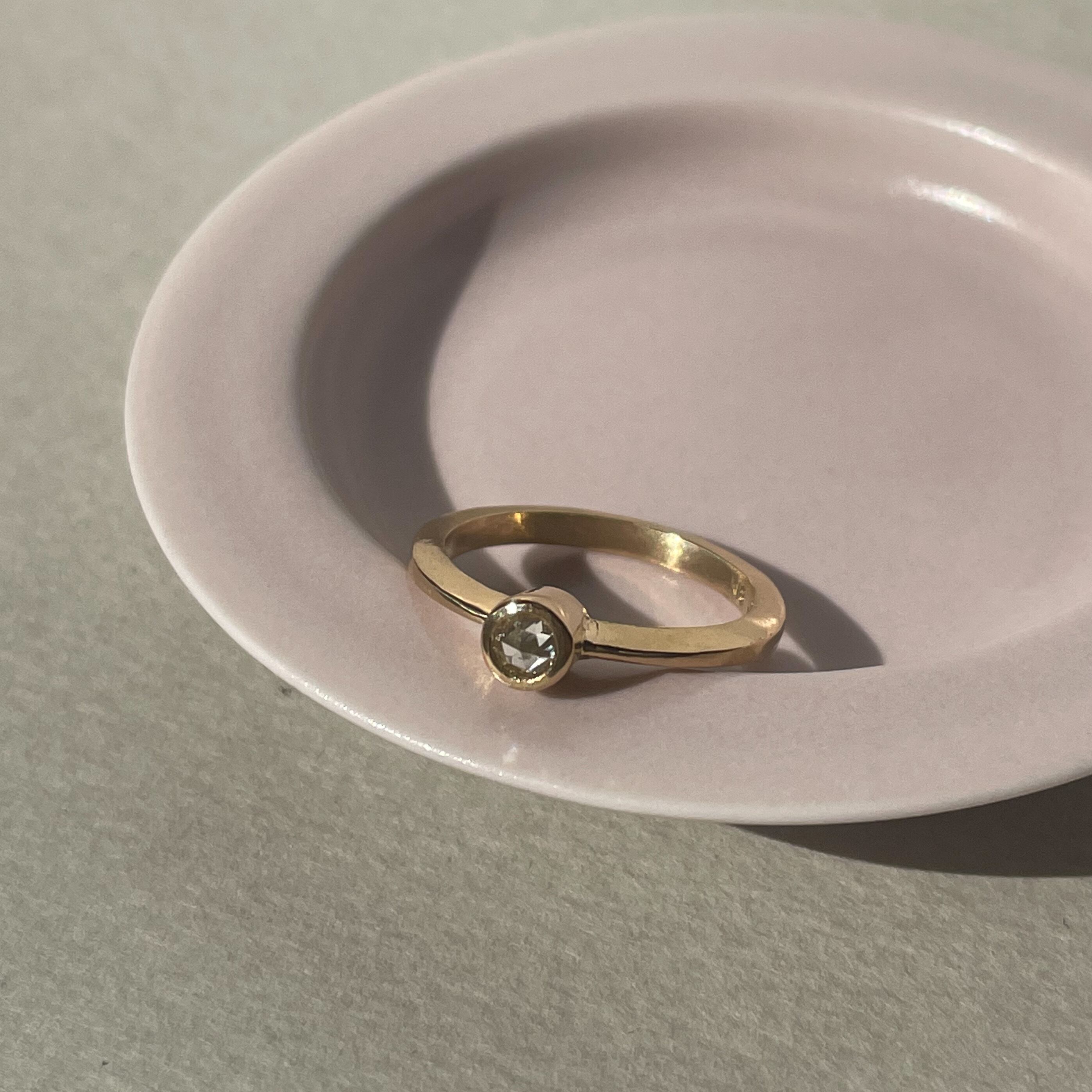 ローズカットダイヤ18金リング