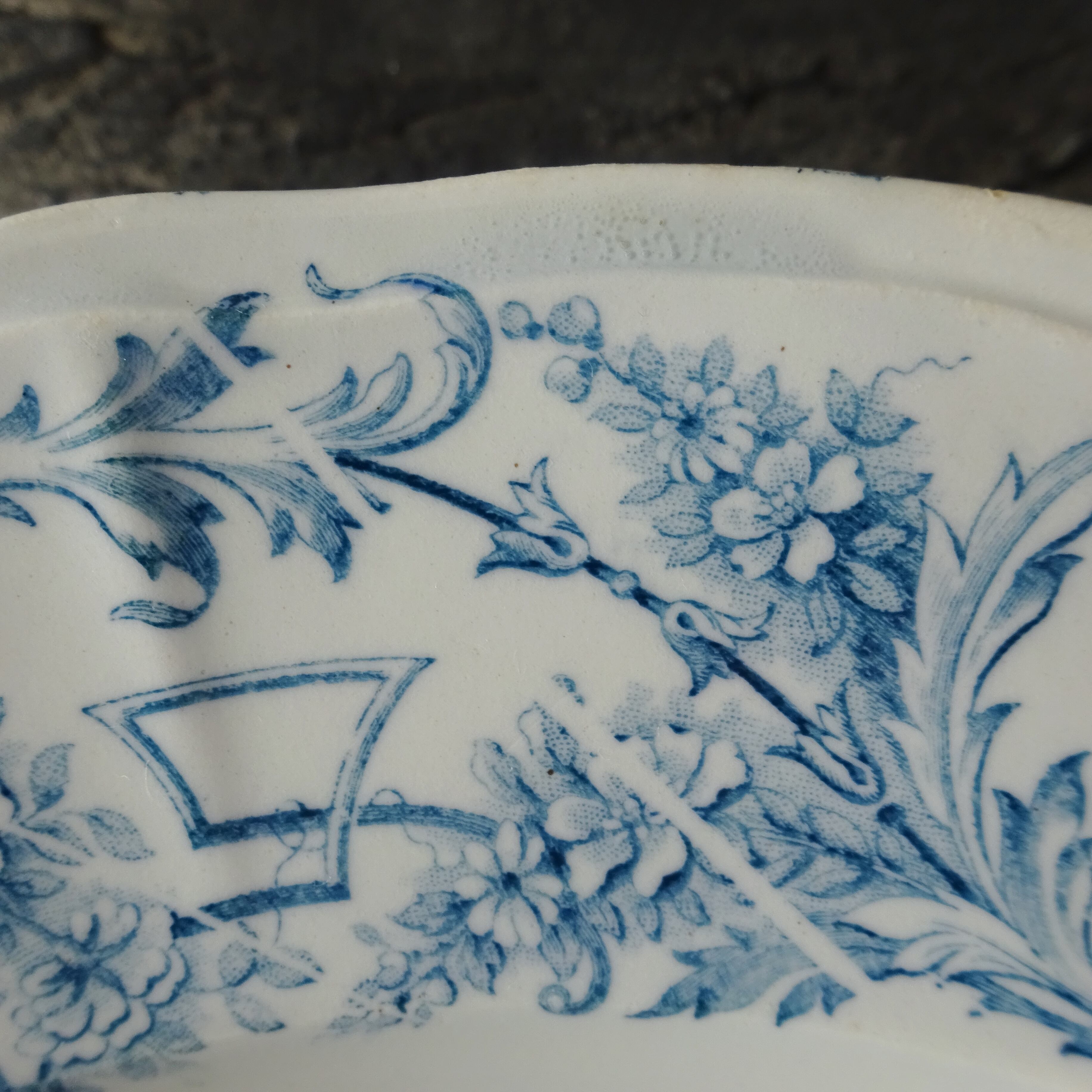 ST AMAND ET HAMAGE NORD  modèle《LAMBALLE》Assiette creuse (B)