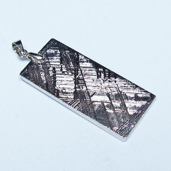 ギベオン ペンダント 隕石 メテオライト 一点物 112-13488