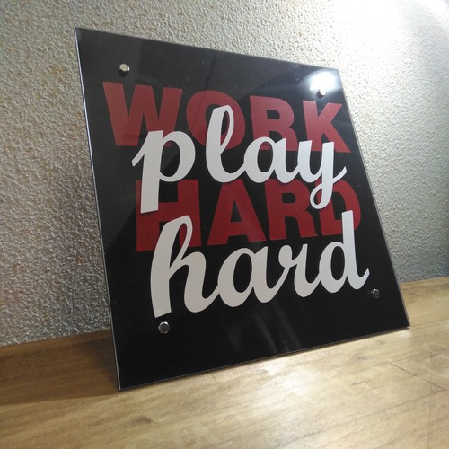 ウォールアート  「よく学び、よく遊べ」 WORK HARD play hard アクリルボード アクリル板