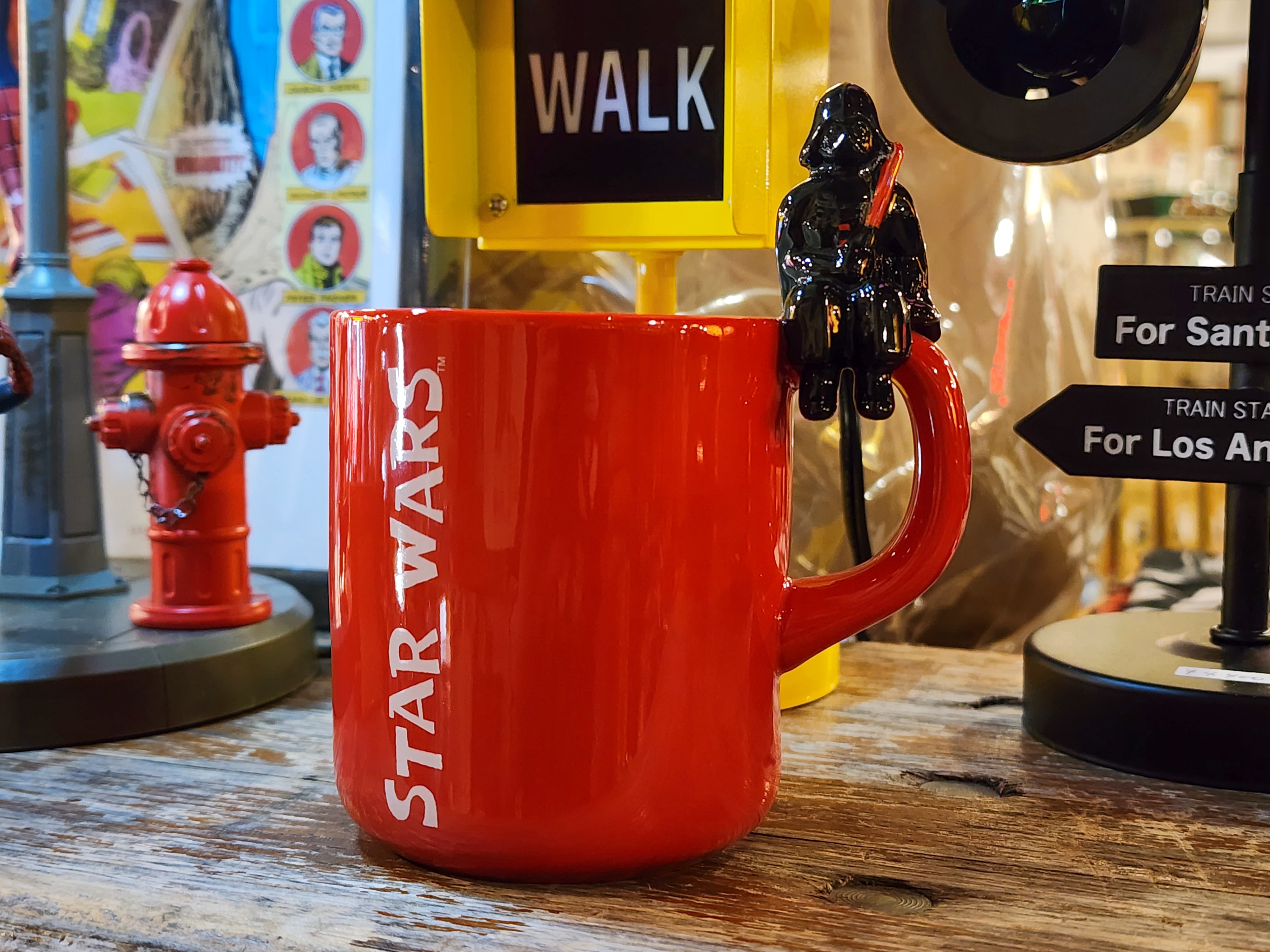 スターウォーズ ダースベイダー フィギュア付き マグカップ / STAR