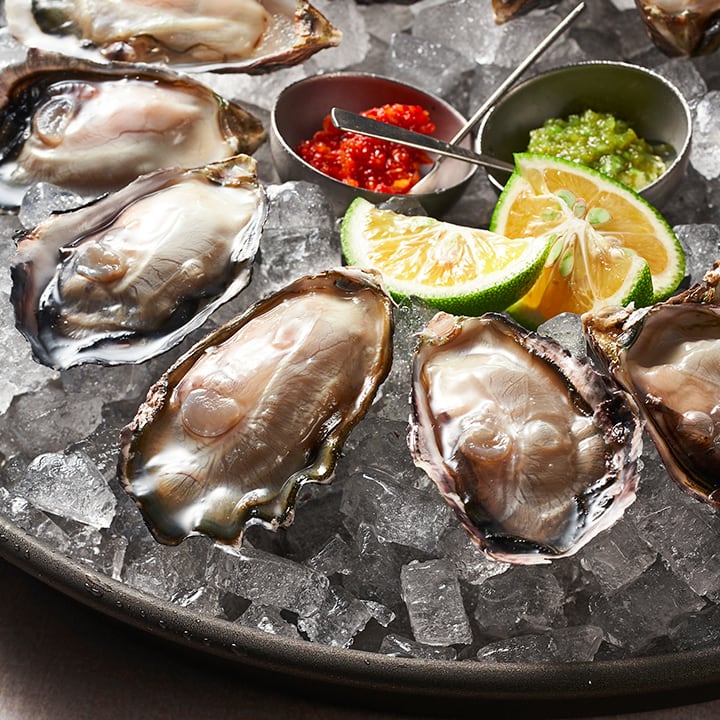 送料無料キャンペーン中！】 殻付き生牡蠣：ひがた美人 10粒（冷凍：M