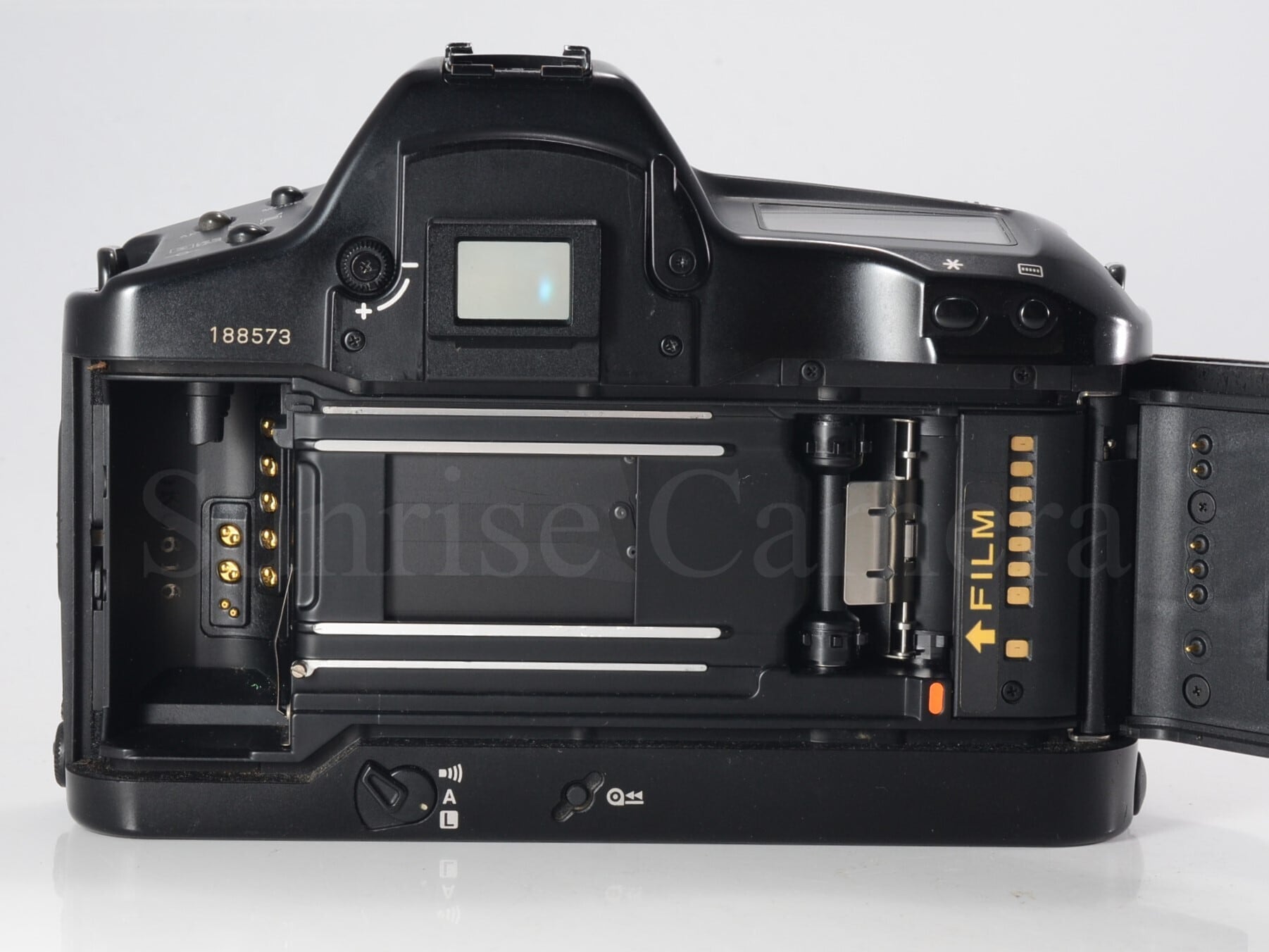 Canon EOS 1N ボディ キヤノン 35mm フィルム一眼レフ (61660