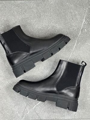 Chunky Side Gore Boots