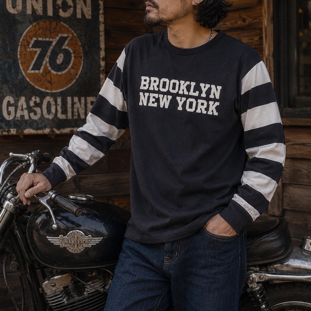 American Retro Striped Sleeves Long Sleeve T-Shirt 00604
