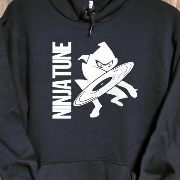 Ninjatune パーカー ブラック Lサイズ Ninja Tune ニンジャ・チューン 黒色 パーカー 選べる5サイズ S,M,L,XL
