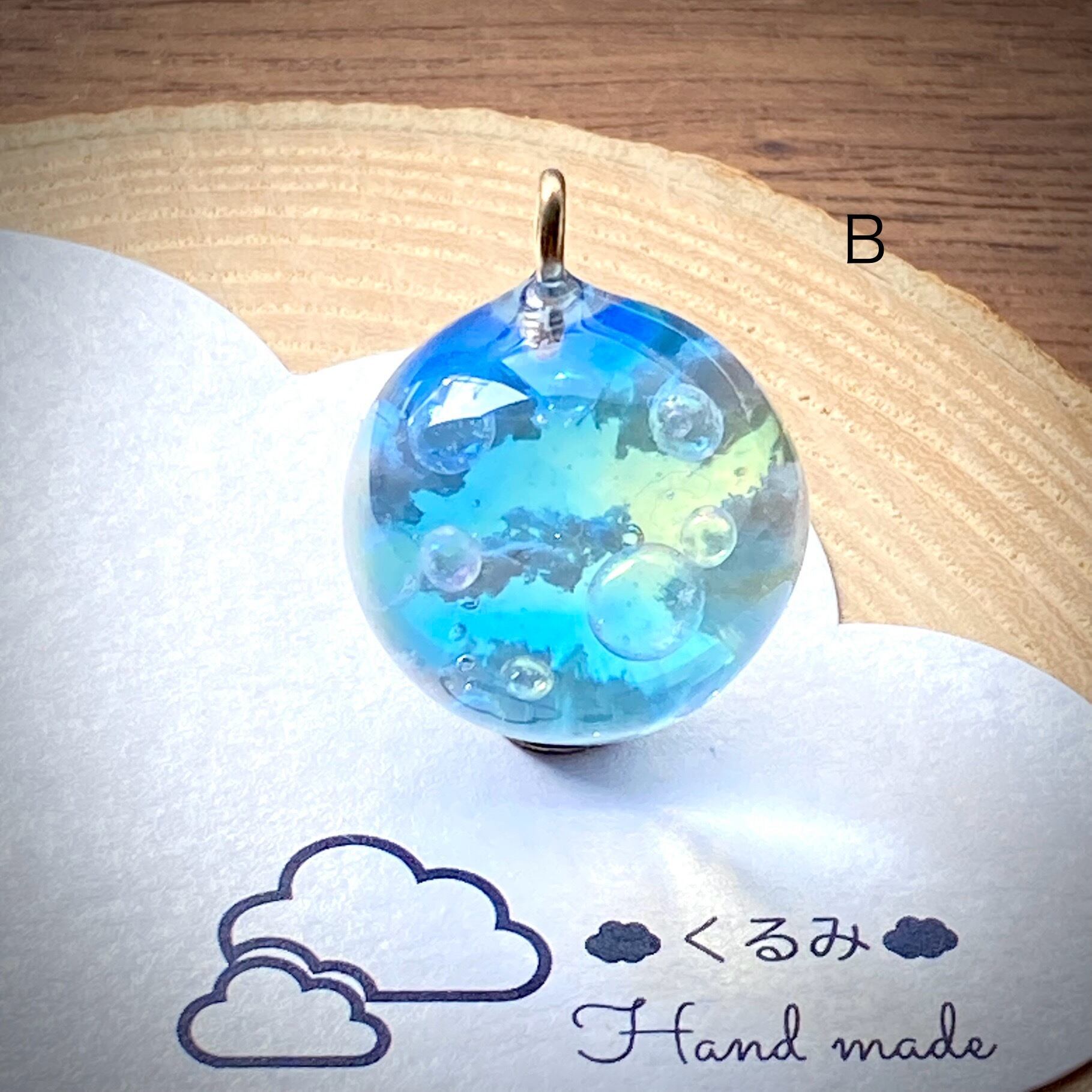 空&雲ペンダント まん丸 青空とシャボン玉 B