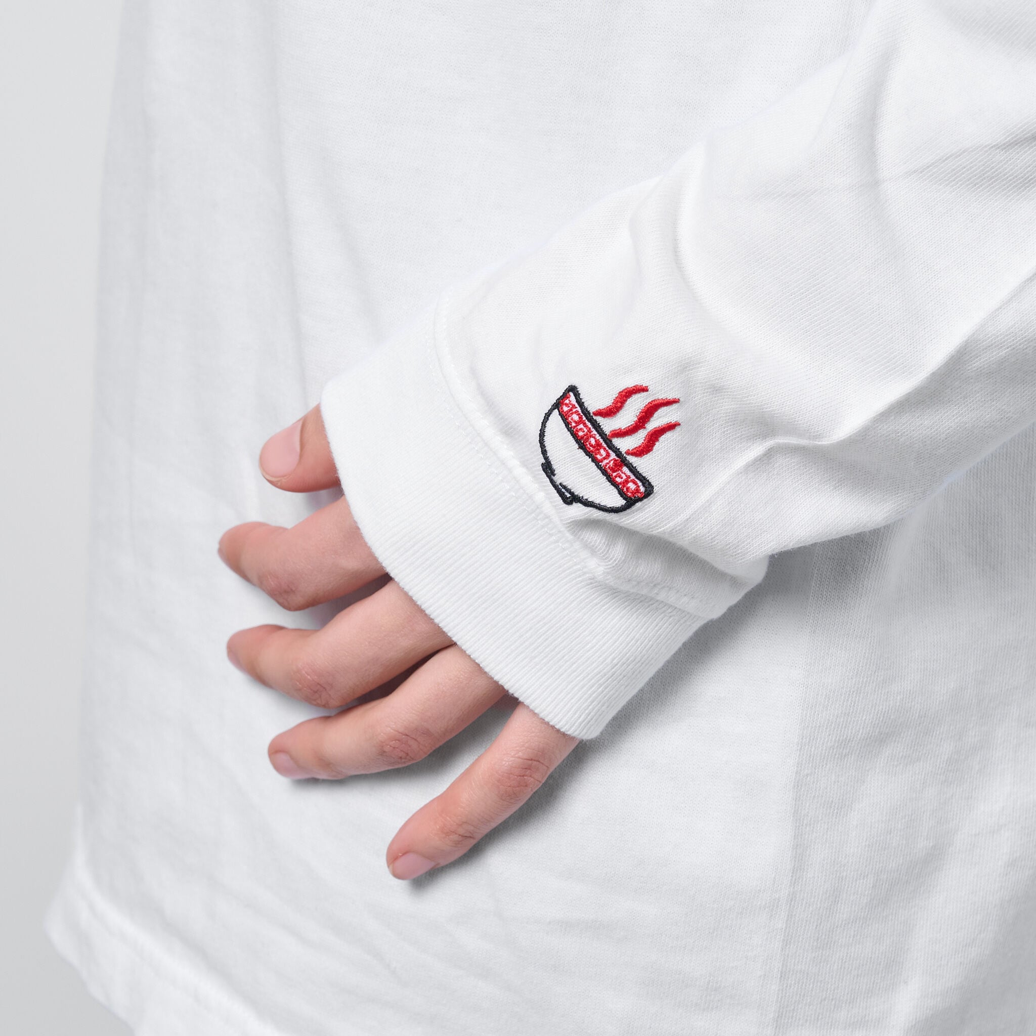 閻魔大王 仏像 ロングスリーブ Tシャツ (刺繍) 5.6oz ホワイト