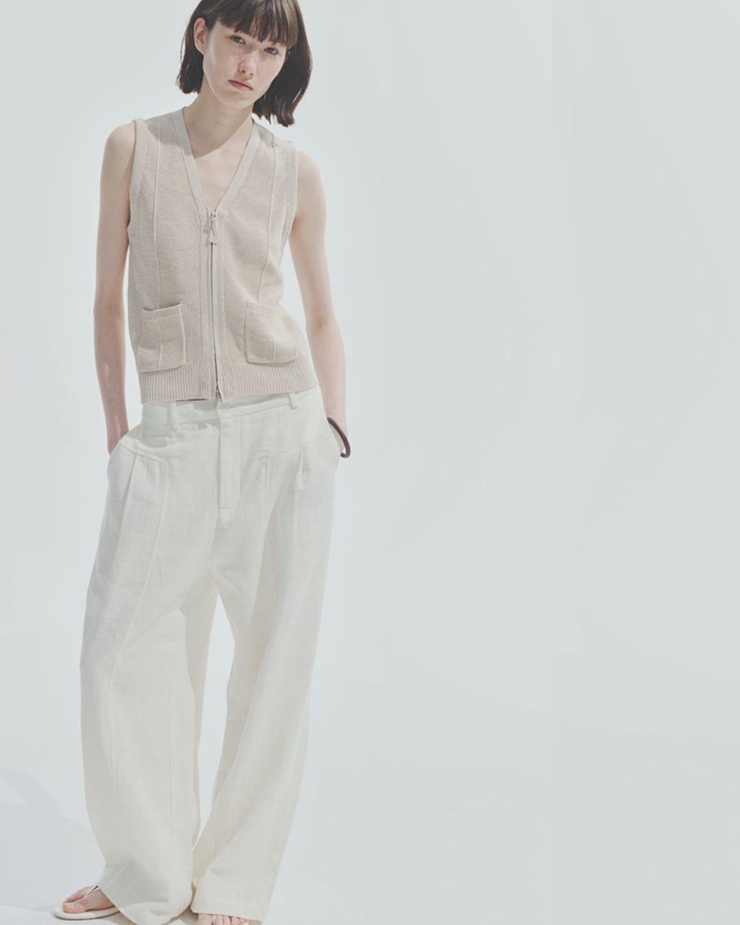 Zip Compact Knit Vest