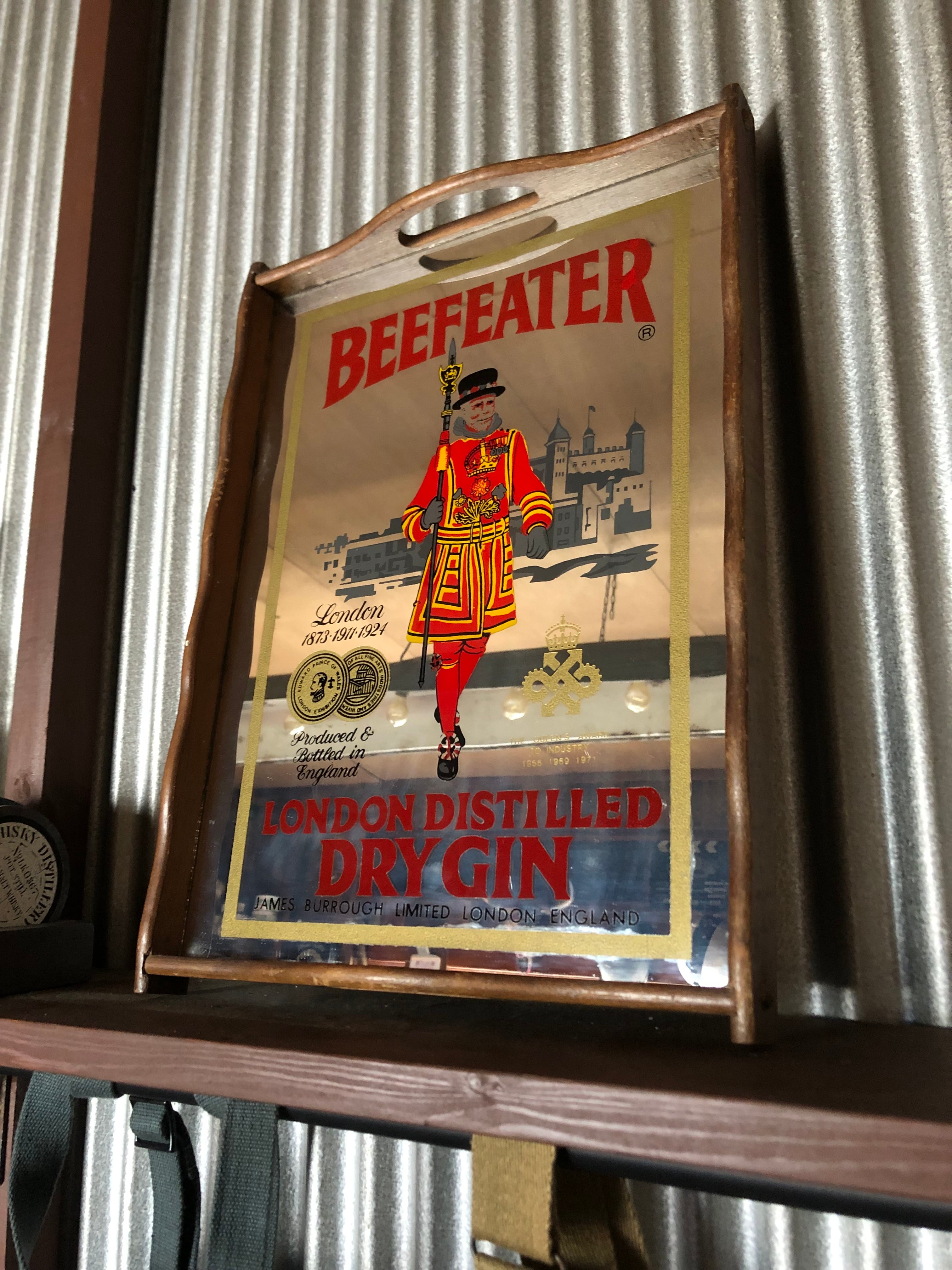 ビーフィータージン パブミラー BEEFEATER GIN-