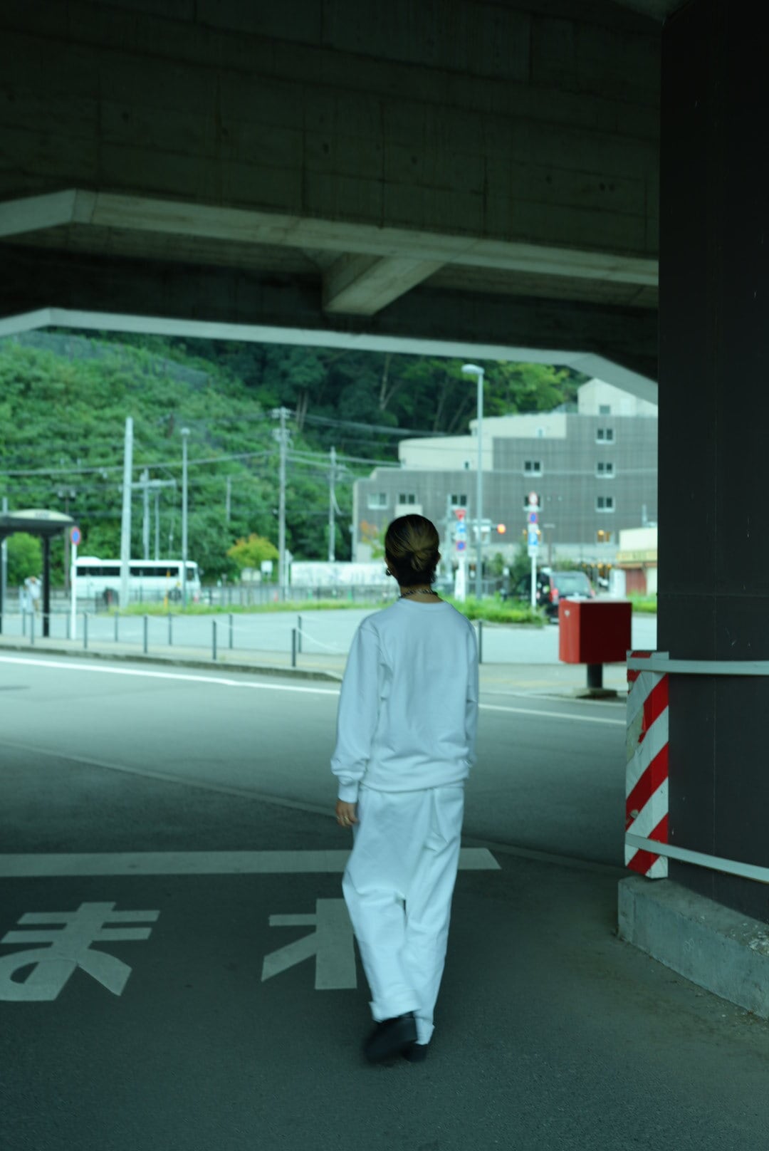 MOON TREE PLANET - Long_sweat white | MOON TREE PLANET