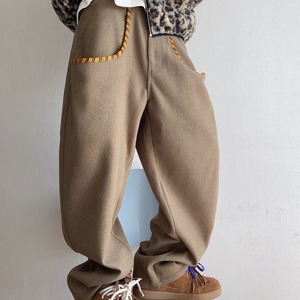 Retro Tiger-Stripe Trim Loose Thick Brown Warm Wool Curved Pants (FD055)