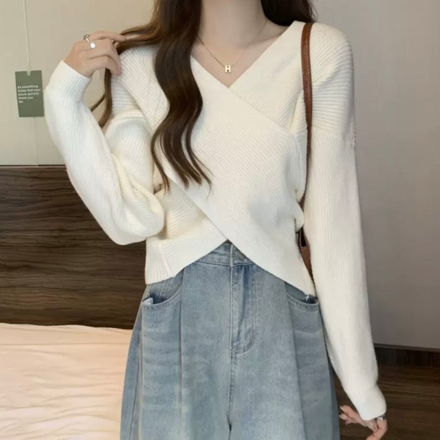 トップス ニットソー クロス デザインリブニット 袖あり 長袖 萌袖 スクエアネック スリム タイト 細身 リブ リブニット 伸縮性 ニット 大人可愛い きれいめ シンプル カジュアル 大人 上品 おしゃれ お洒落 クール セクシー セクシー 無地 春 秋 冬 10代 20代 30代 40代 レディース 学生 通学 デート お出かけ 女子会 イベント リゾート 着回し 普段使い 韓国 韓国系 オルチャン ファッション コーデ スタイル モテ トレンド ワンサイズ 色展開 大人カラー カラバリ 色展開