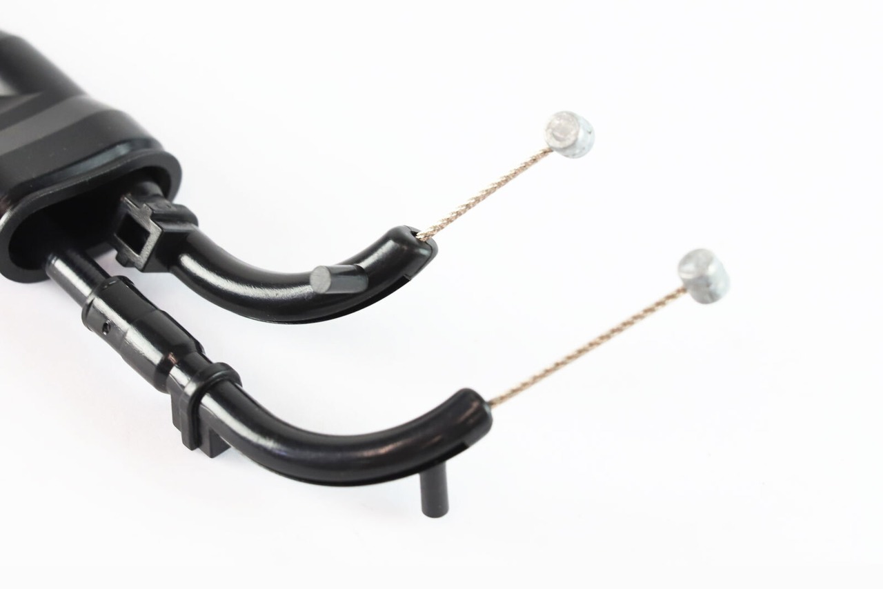 TW225/200 （00YEAR-after） Throttle cable (Open/Close)