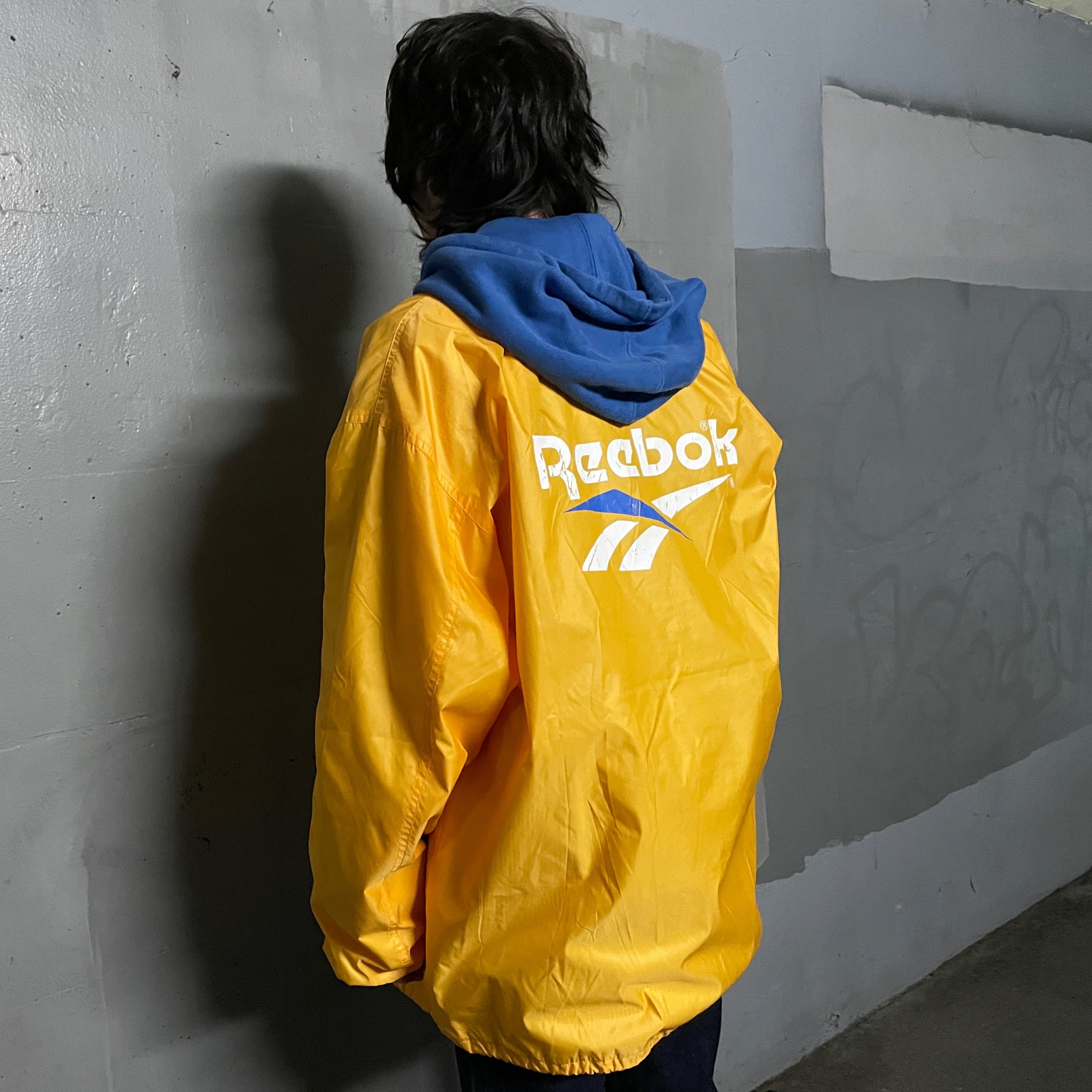 Reebokのyellowナイロンジャケット | PAY ID