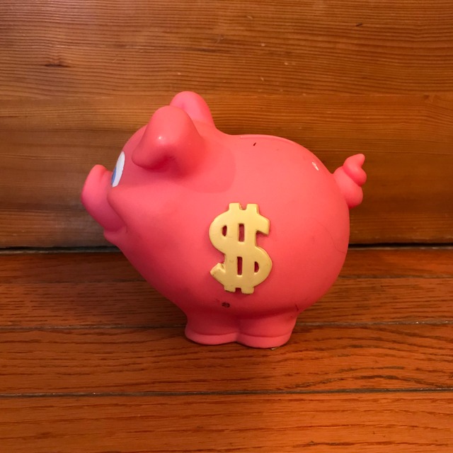 ディズニーランド トゥーンタウン ピンクの豚の貯金箱 ソフビ Toontown Piggy Bank Coinbank Honey Antique ヴィンテージ アメリカン雑貨 アンティーク アメトイ インテリア小物 ミールトイのお店